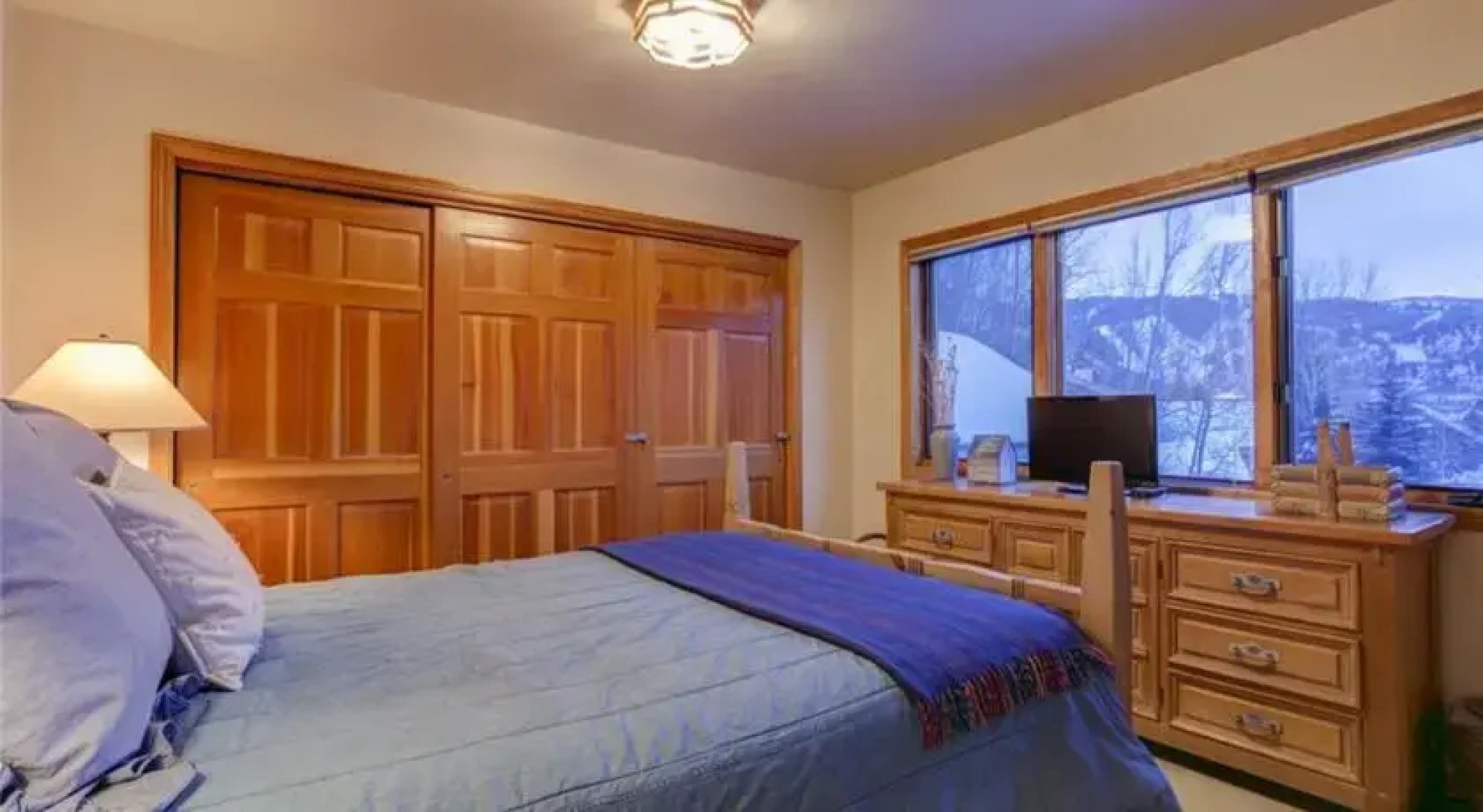 RedAwning House with Mountain Views