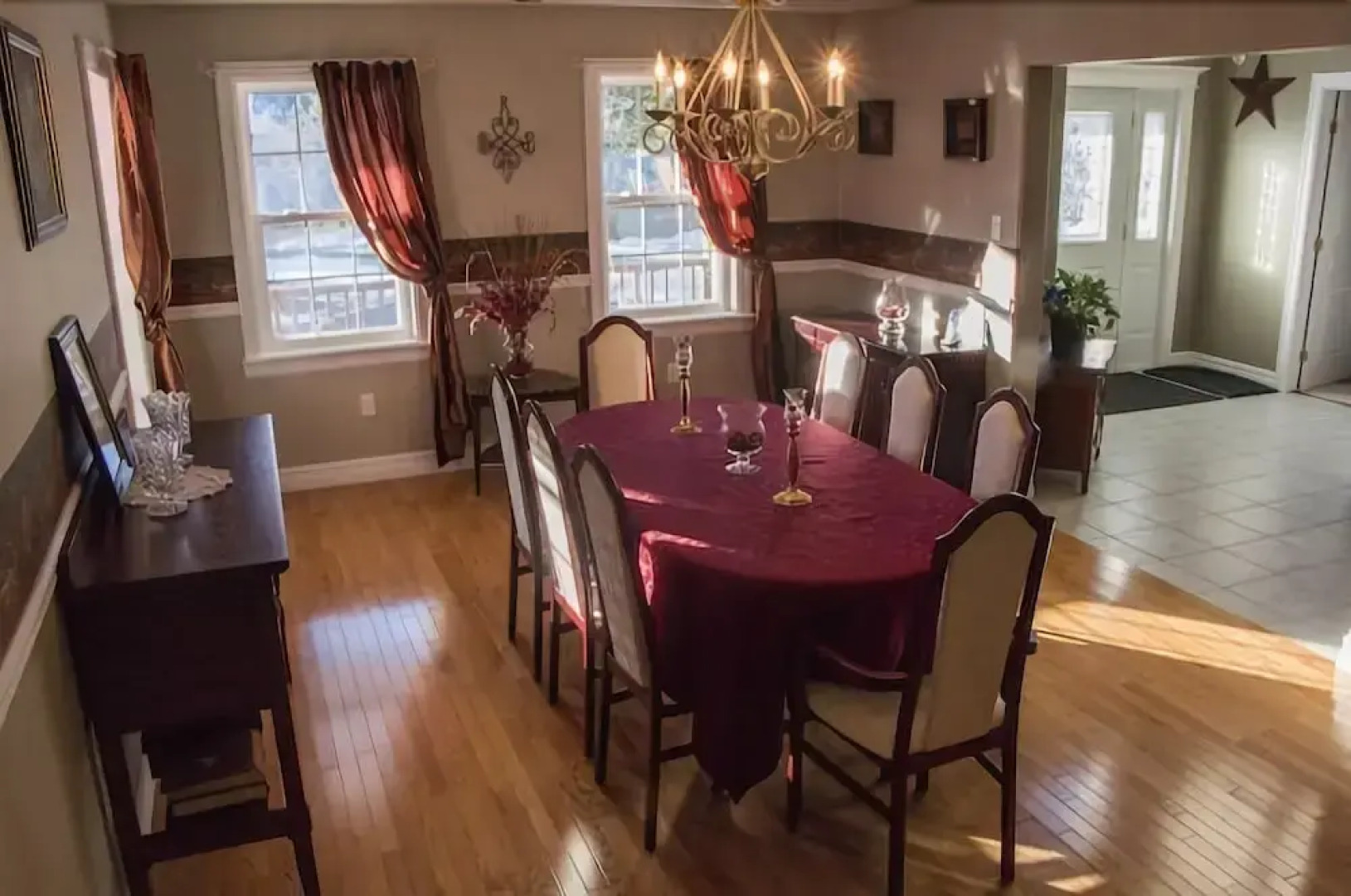 Snowflake Manor Bed & Breakfast