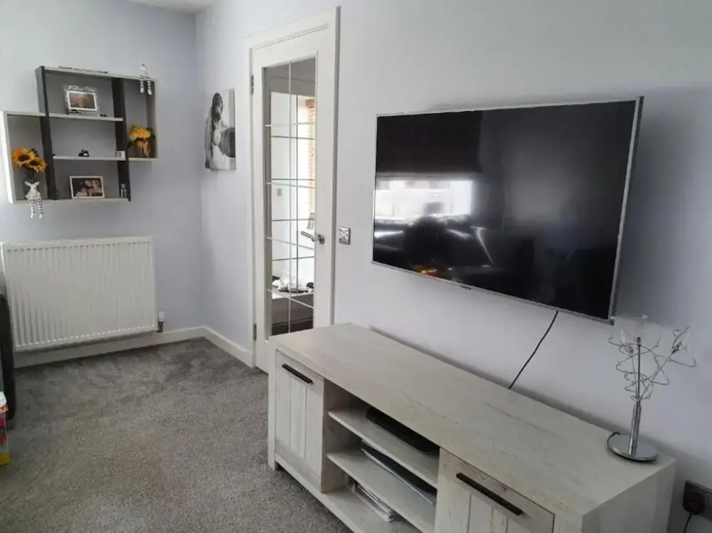 4-bed House in Elgin, Optional fee for hot tub