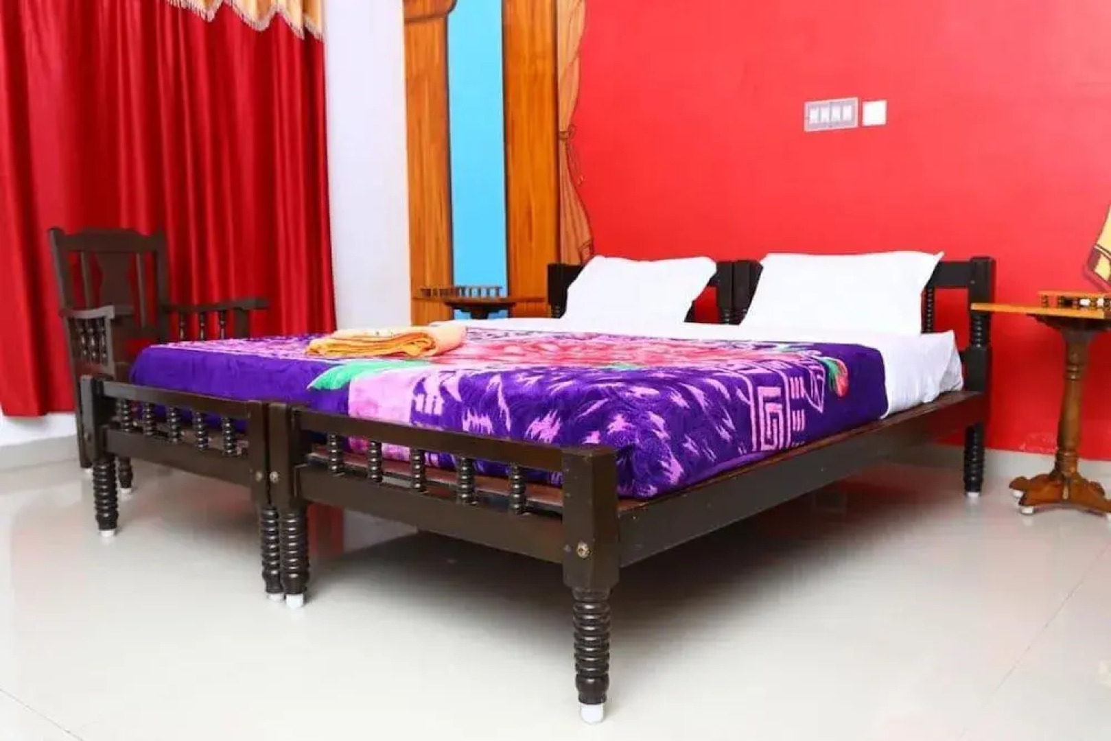 Royal House And Park