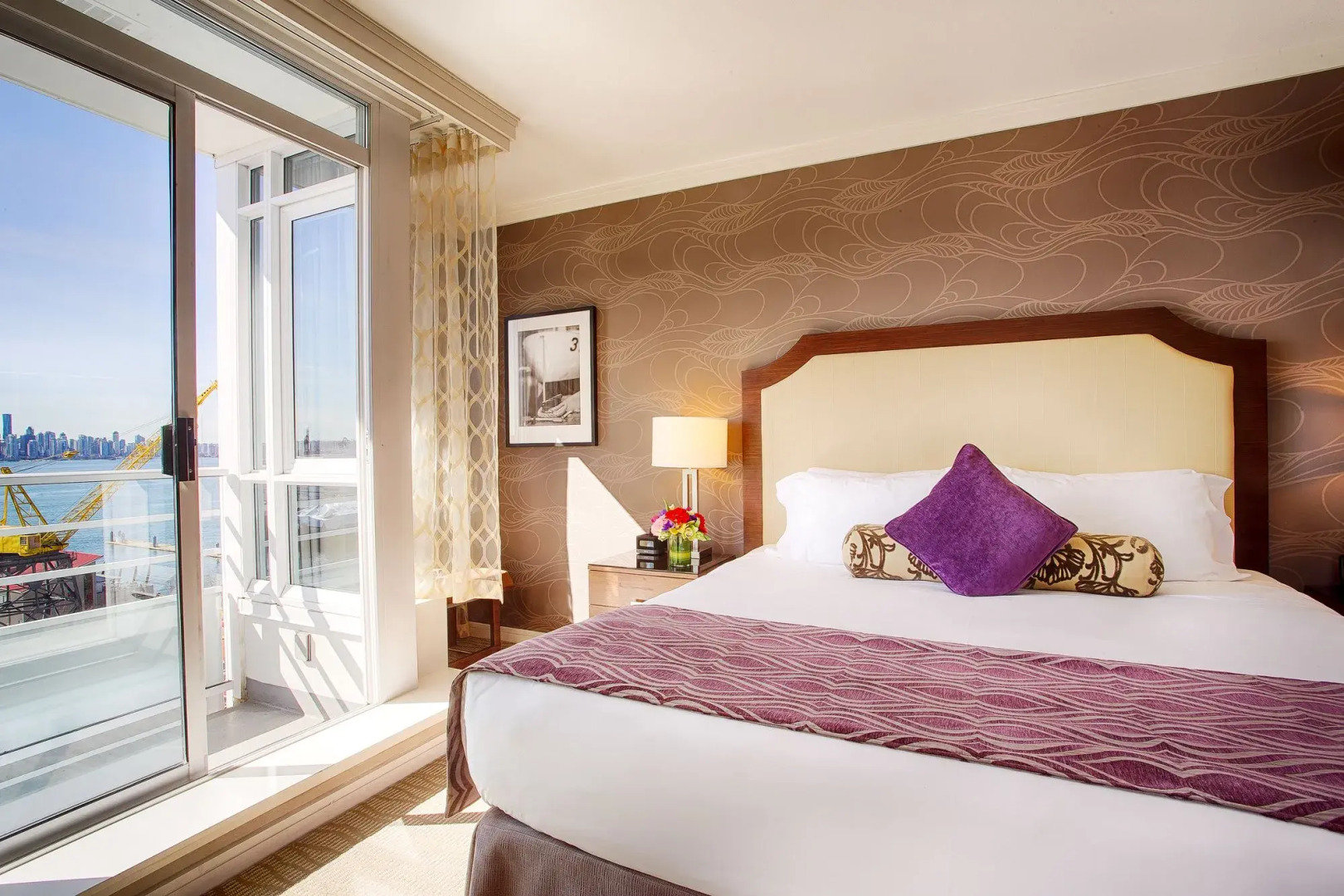 Pinnacle Hotel at the Pier