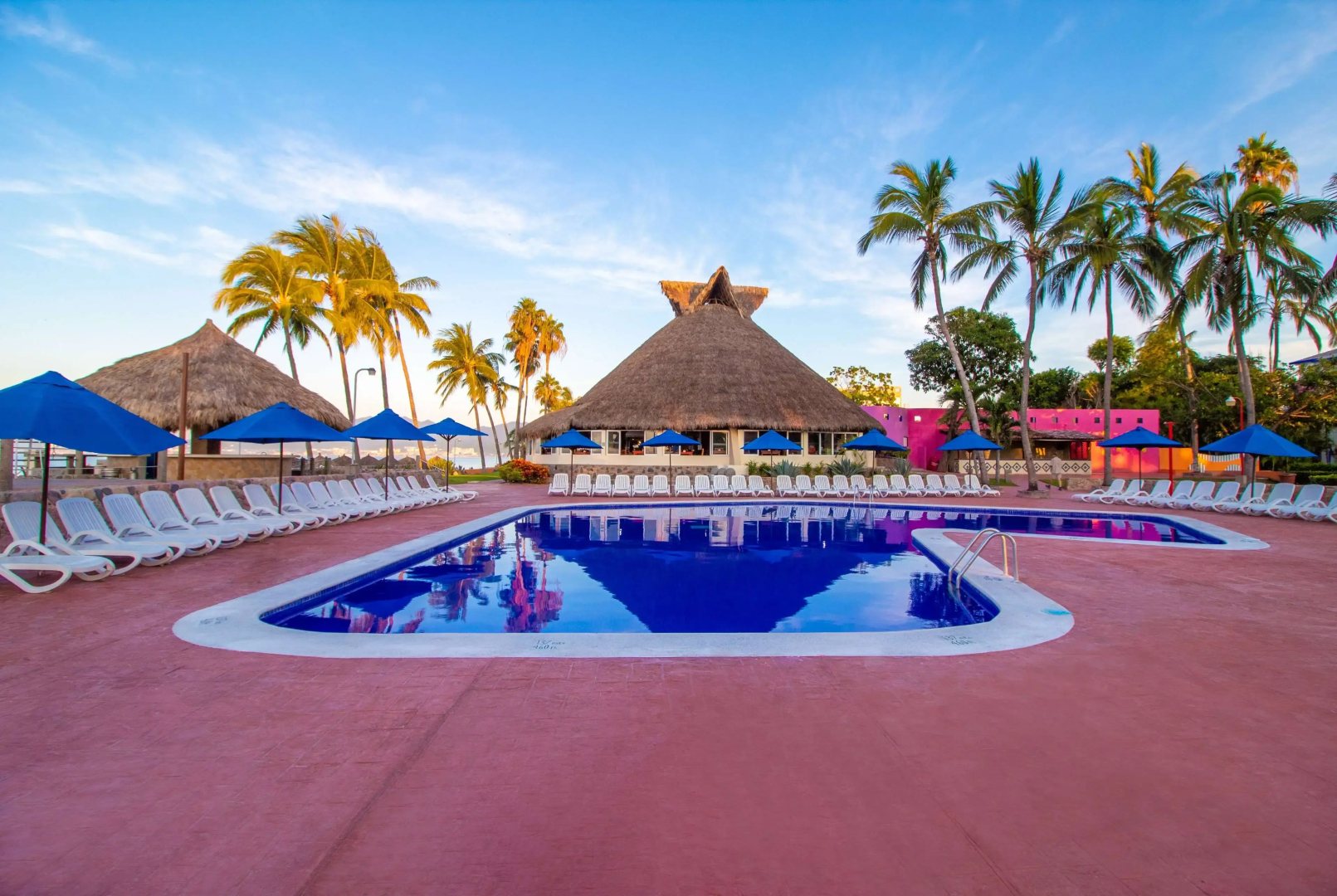 Royal Decameron Complex