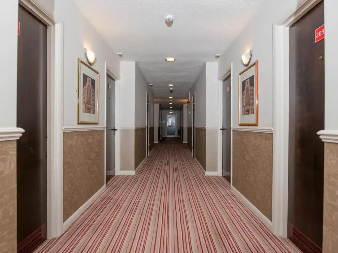 Peartree Lodge Waterside