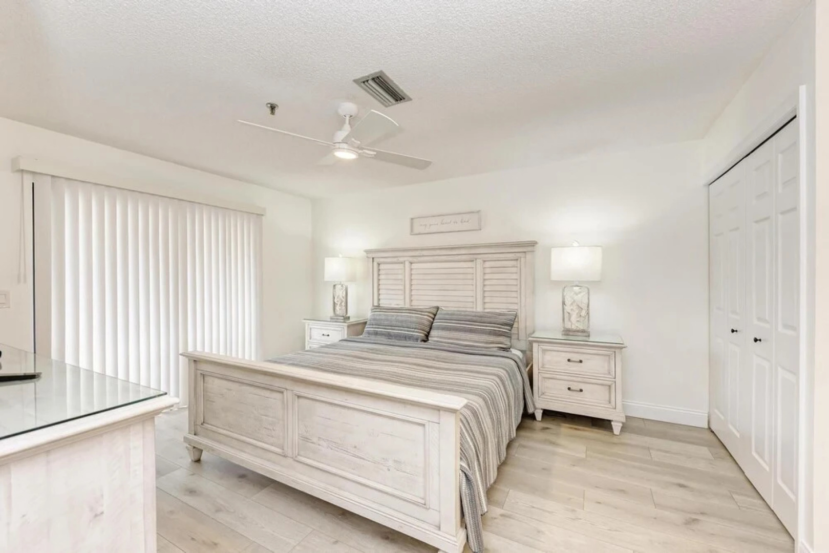 Absolute Paradise Ami-private Beach Access-water Views From Every Window-heated Pool- Walk To 14 Restaurants