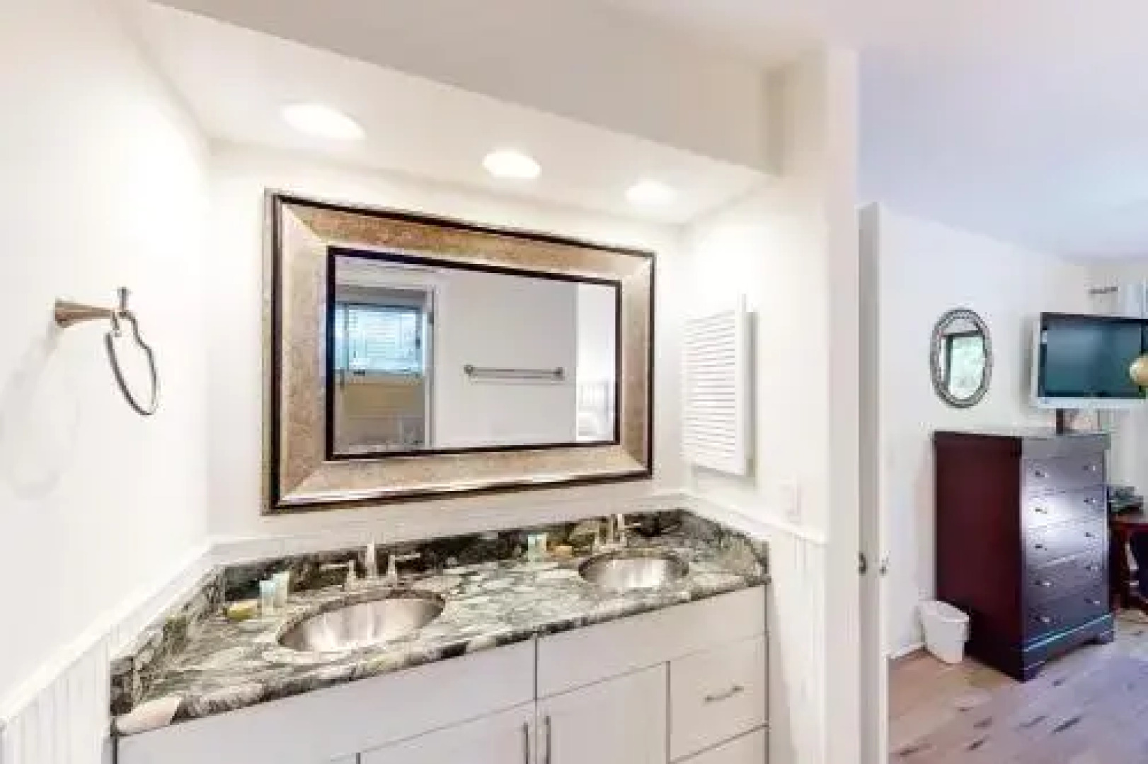 70 Inlet Cove Cottage