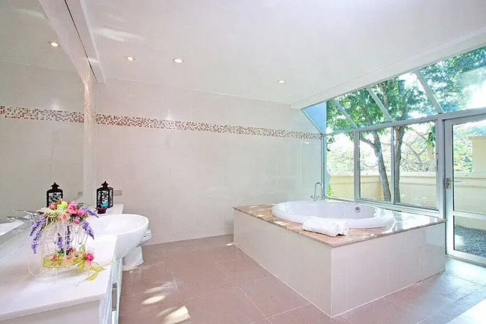 Baan Nagavana 5 Bedroom Pool Villa by Pinky