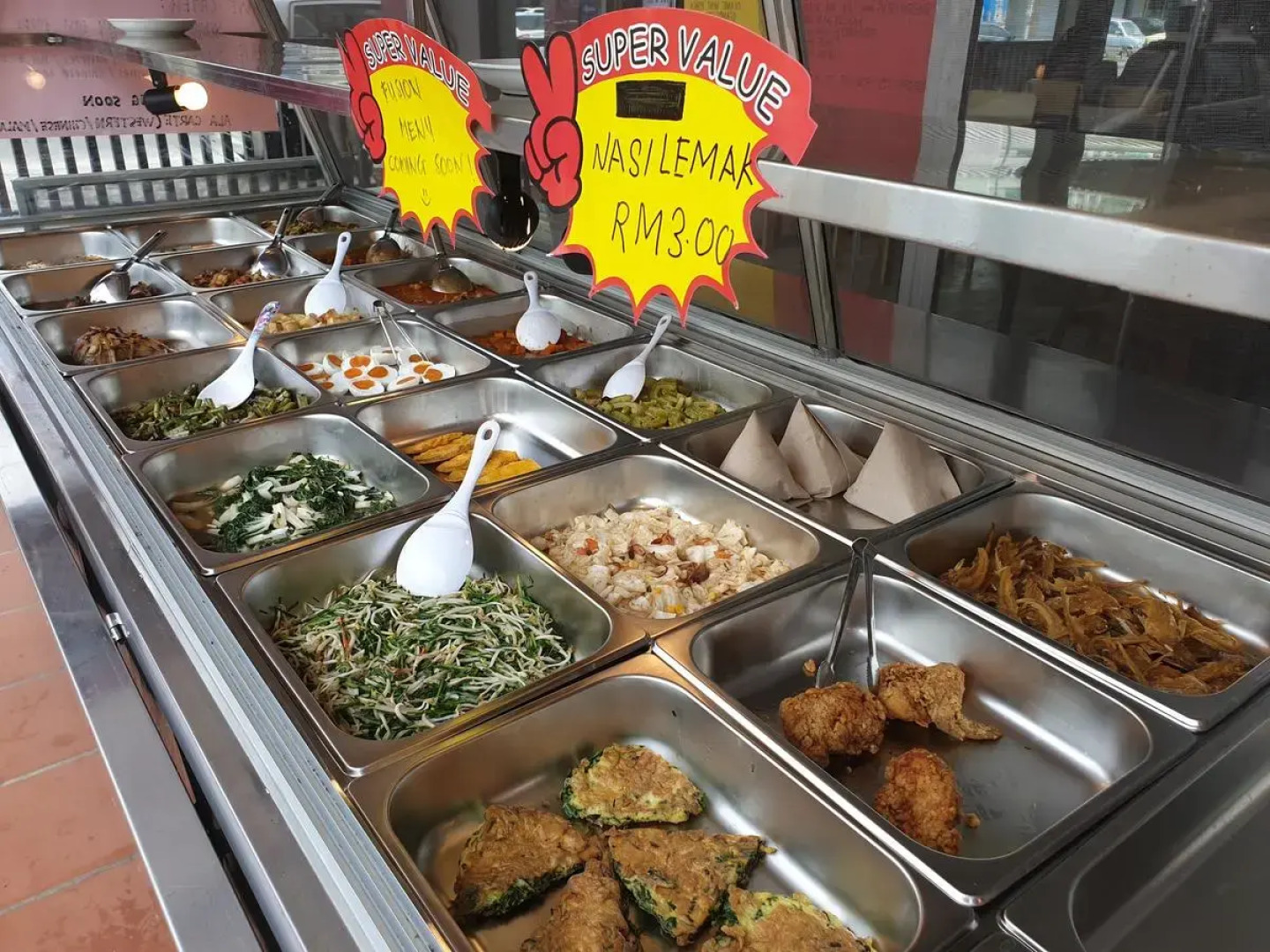 Natol Homestay - Kuching Home Penthouse Airport Road