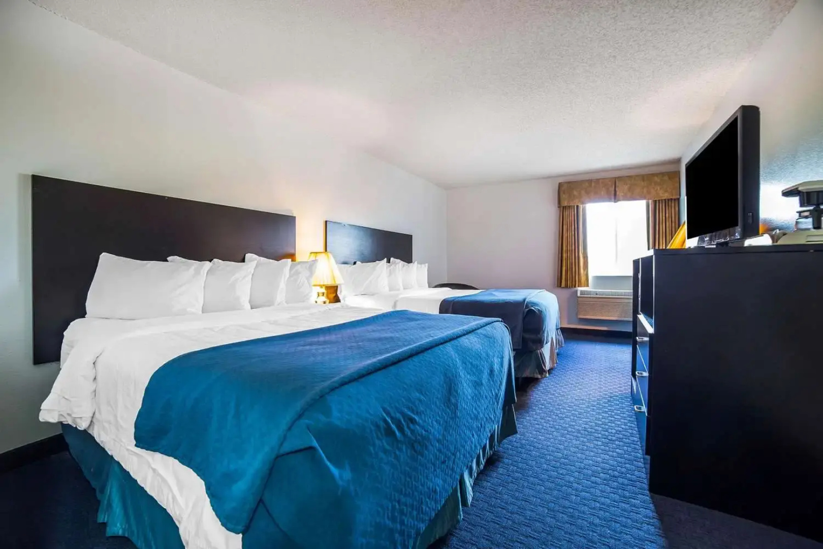 FairBridge Inn & Suites Sunnyside