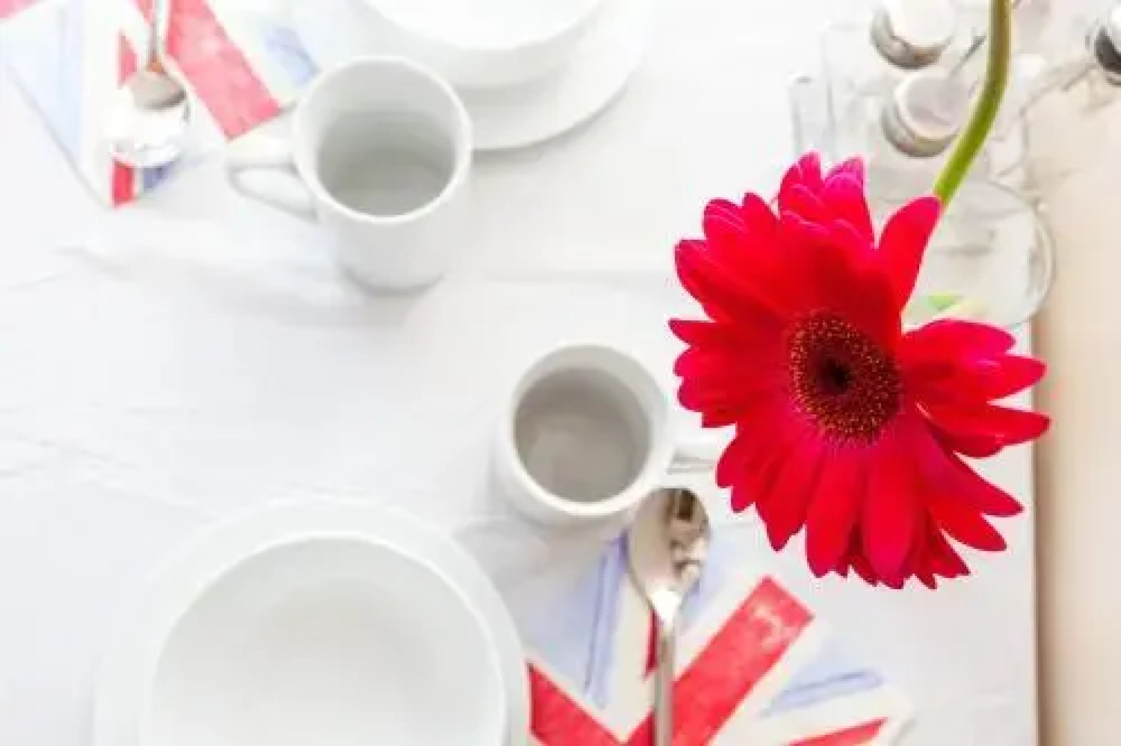 West Chiltington Village, 2 bedrooms & parking