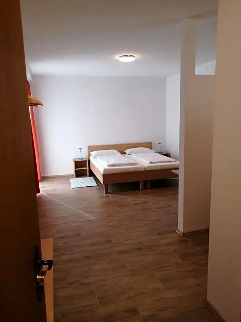 Dorfbuschenschank Mirth