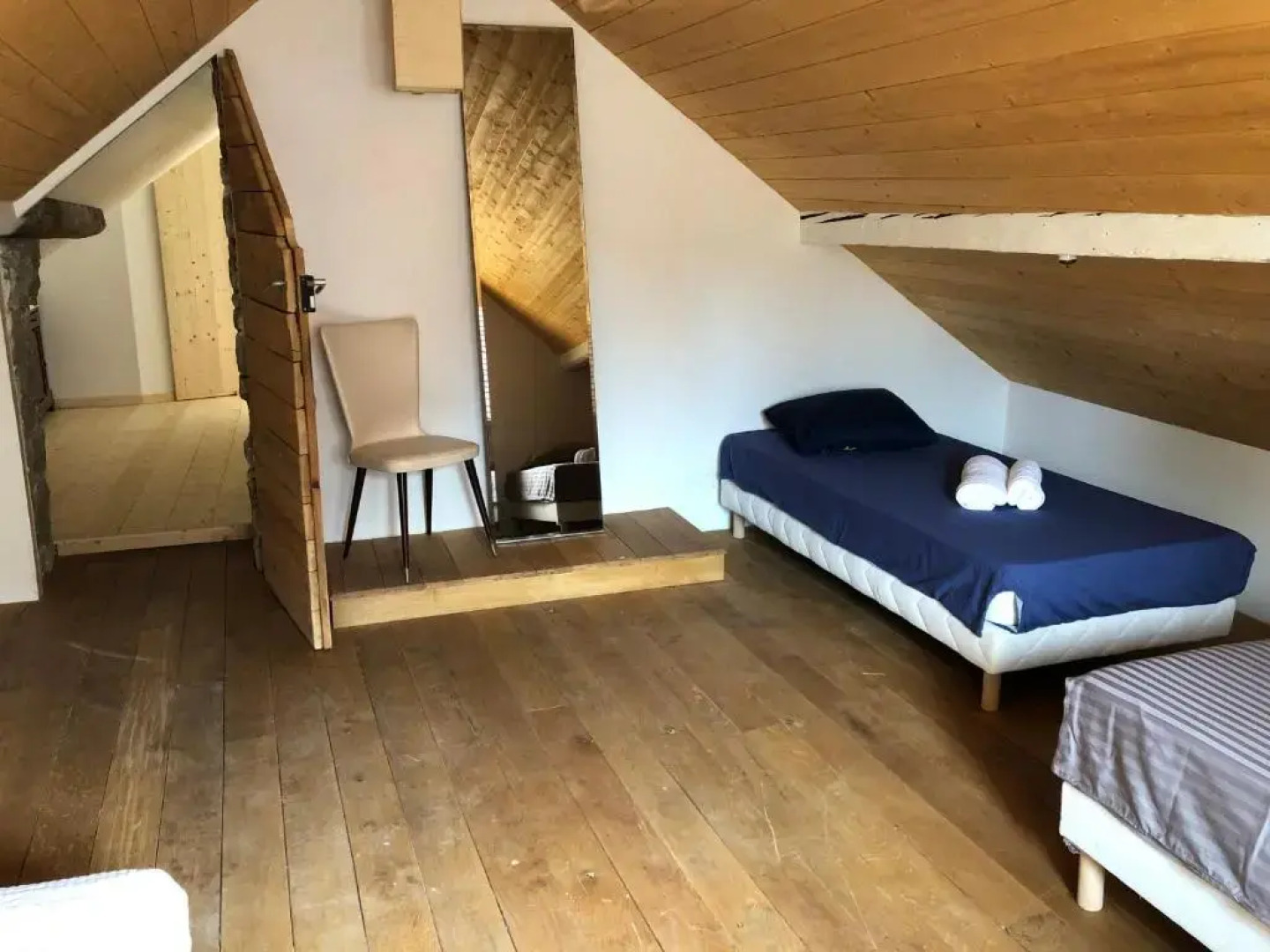 Maison près de la rivière