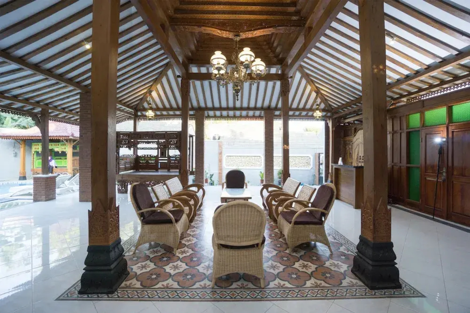 Oyo 1591 Ndalem Sidoarum Syariah