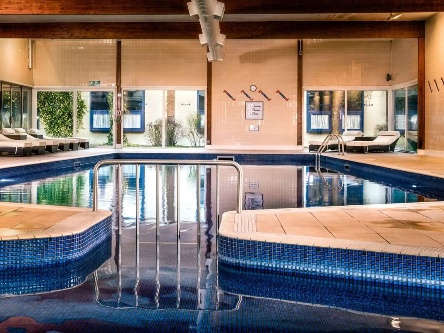 Cambridge Bar Hill Hotel, BW Signature Collection