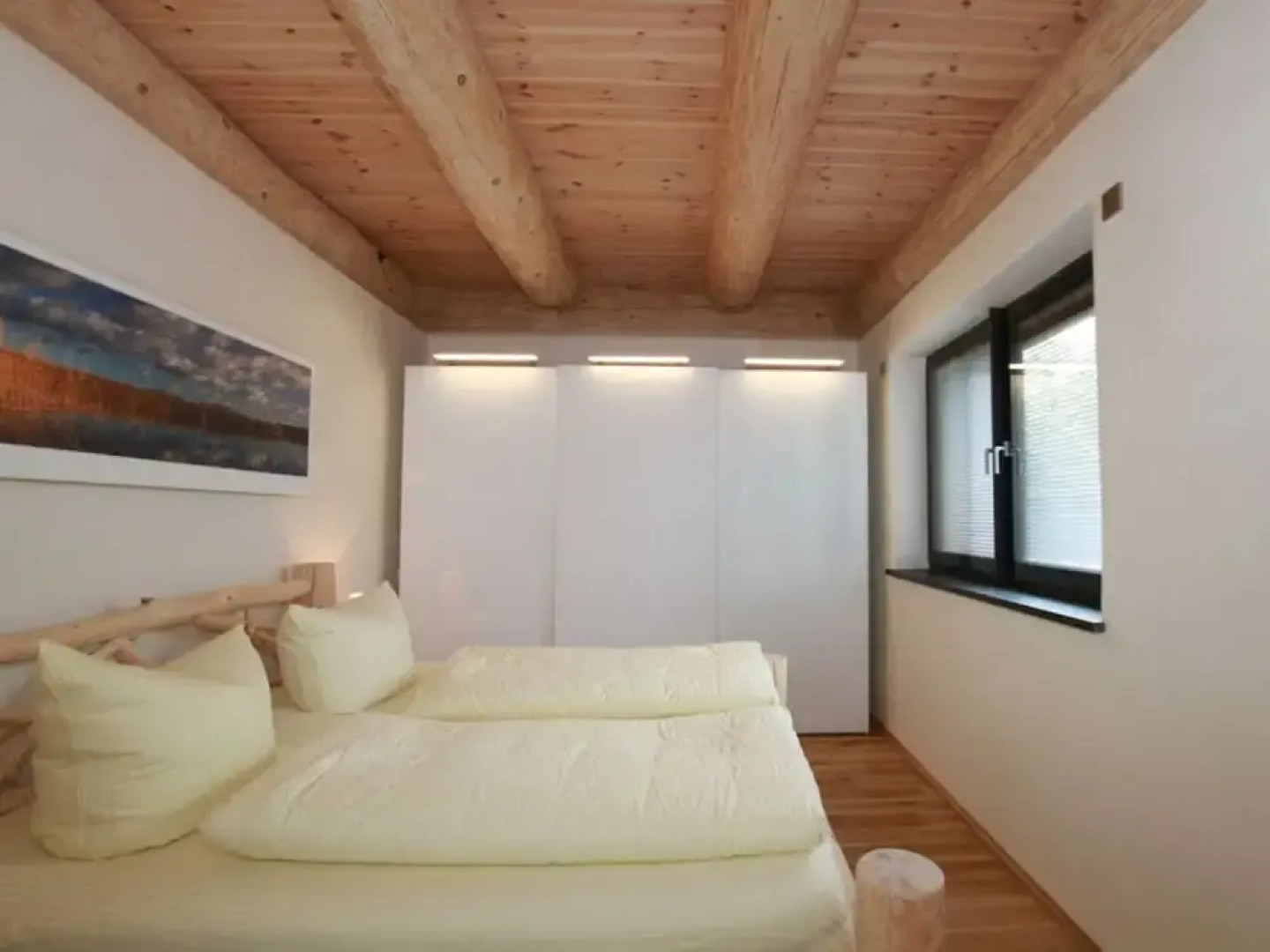 Canadian Log Cabin Comfortable Holiday Residence