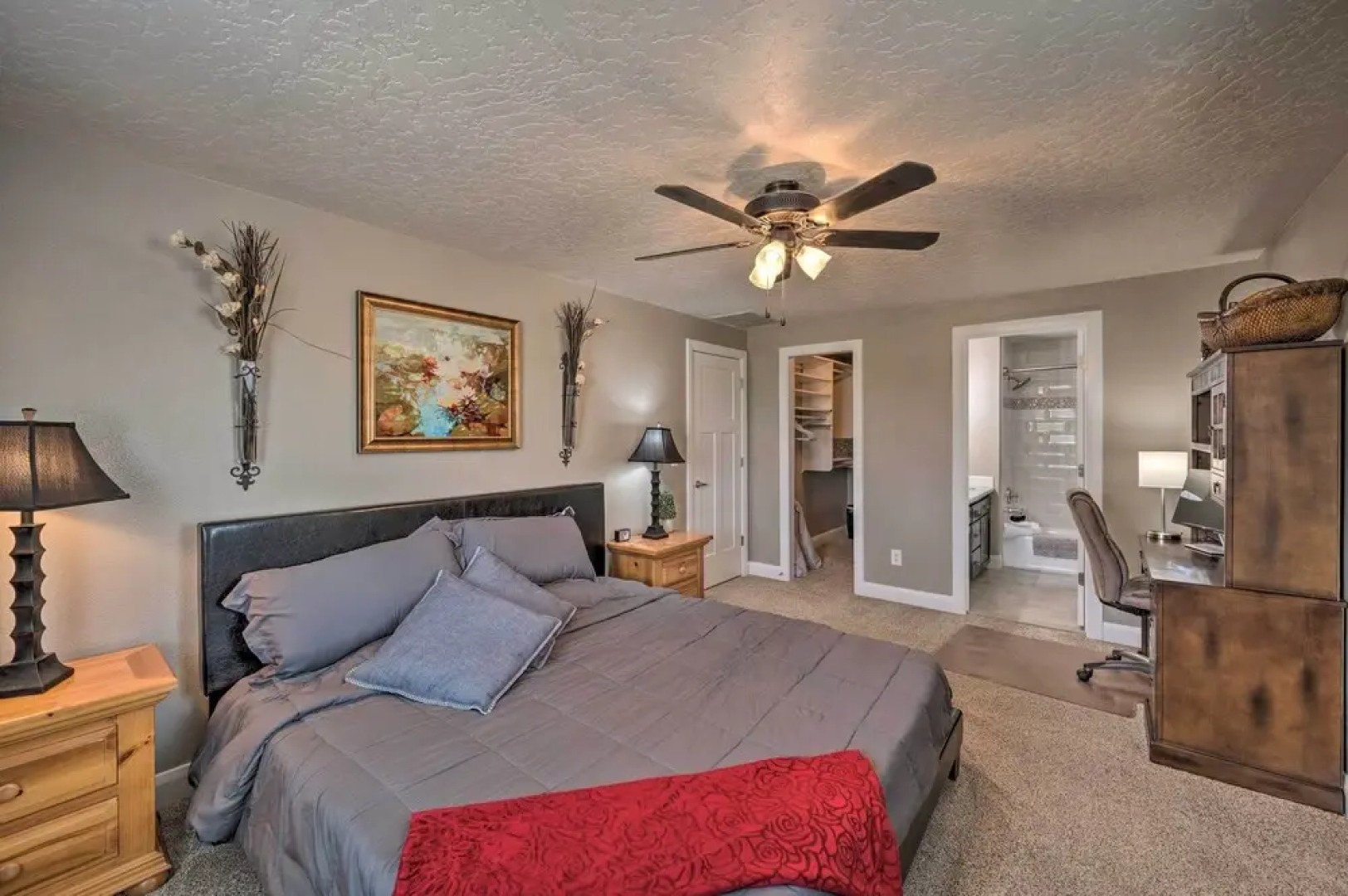 Idyllic Nampa Family Home With Hot Tub & Fire Pit!