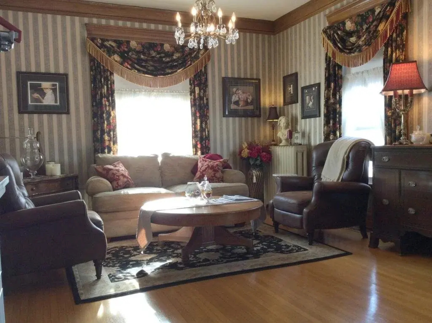 Marlborough House Bed & Breakfast