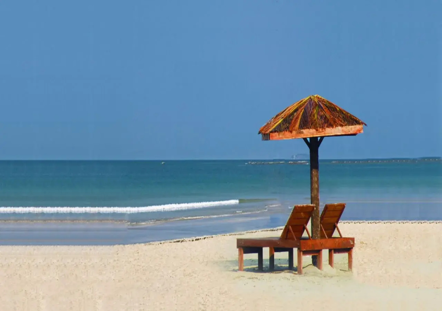 Central Hotel Ngwe Saung