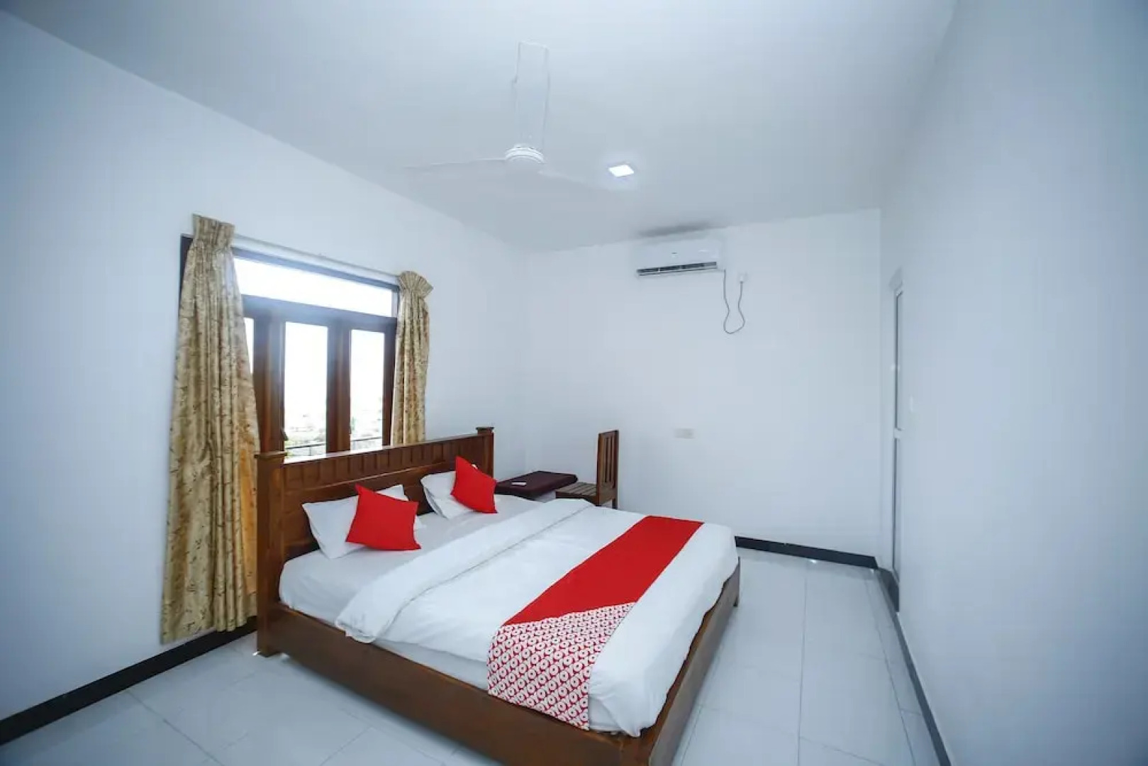 OYO 310 Sea Lagoon Beach Hotel