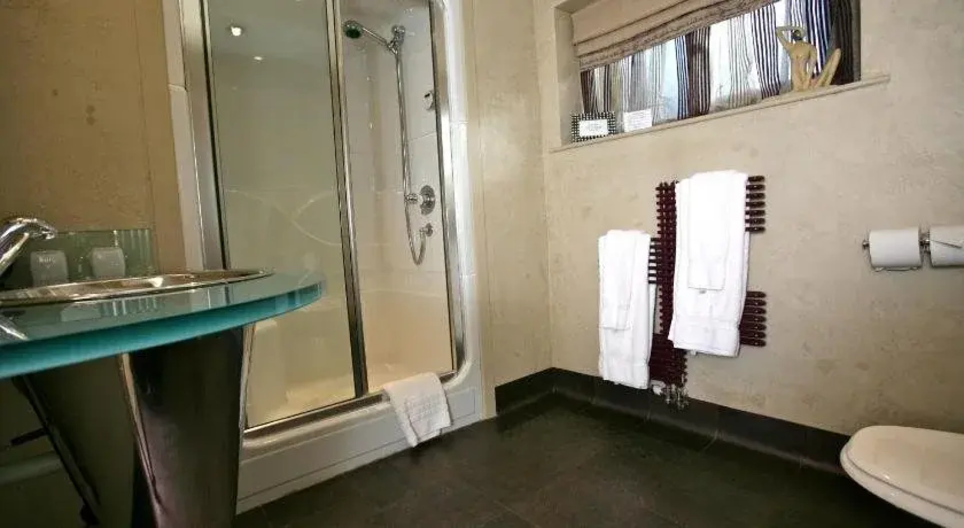 The White House Manor