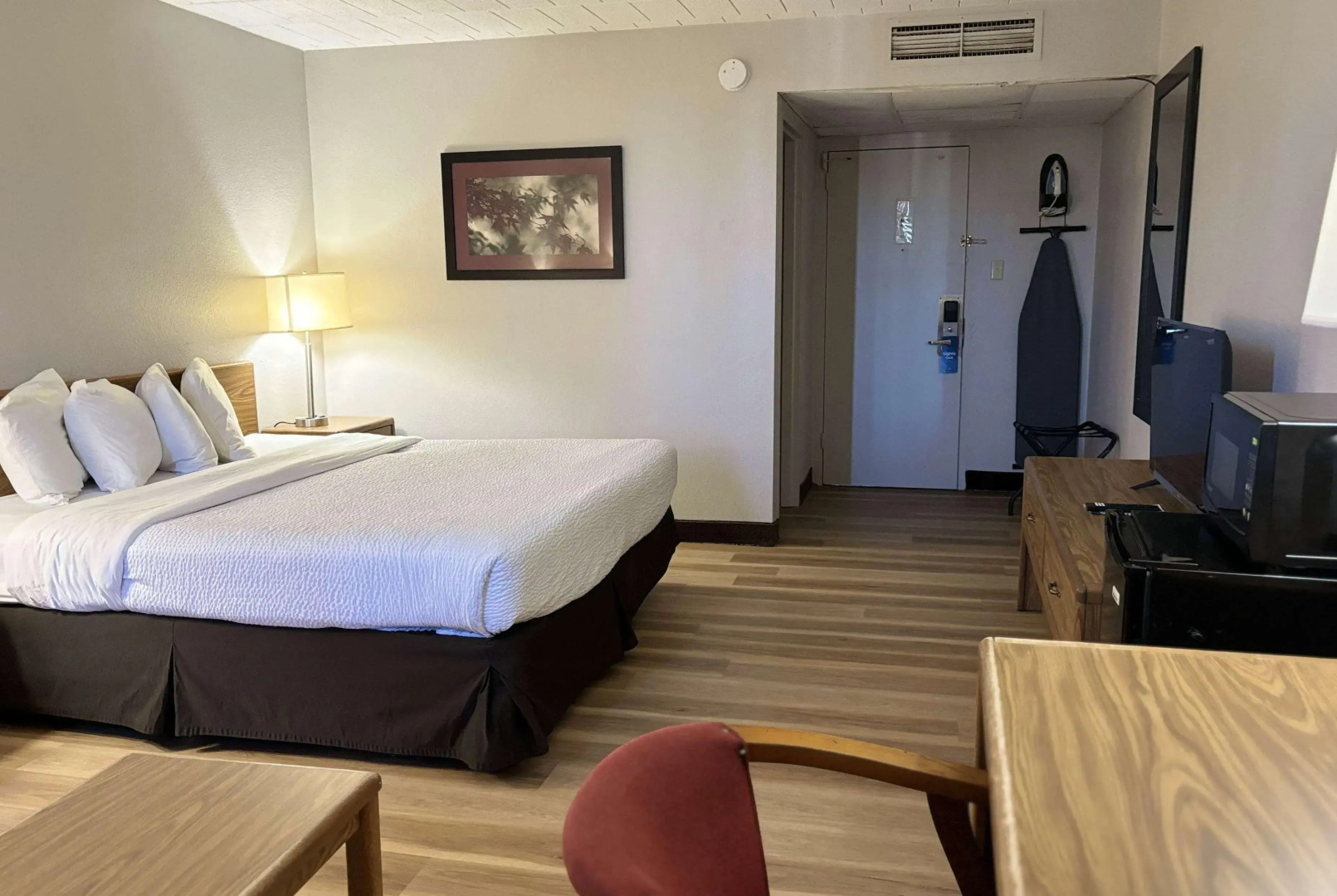 Days Inn by Wyndham Williamsport