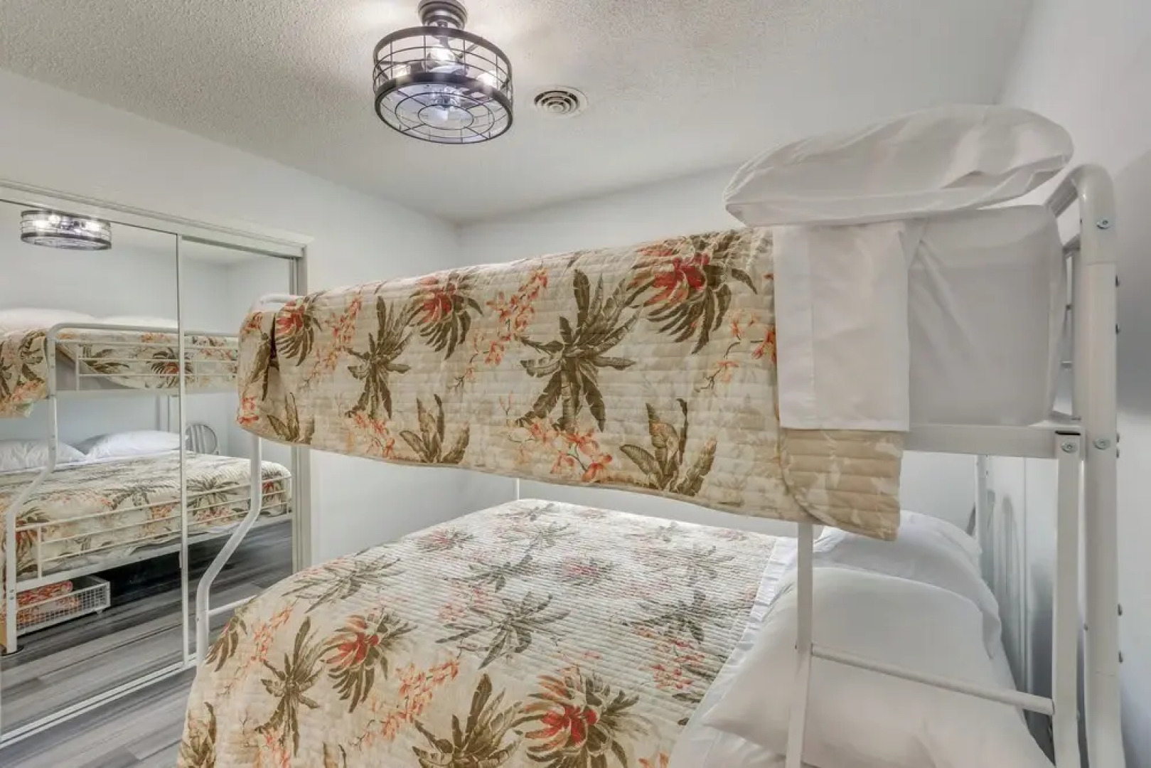 Swim, Golf & Relax: Family-friendly Pensacola Gem