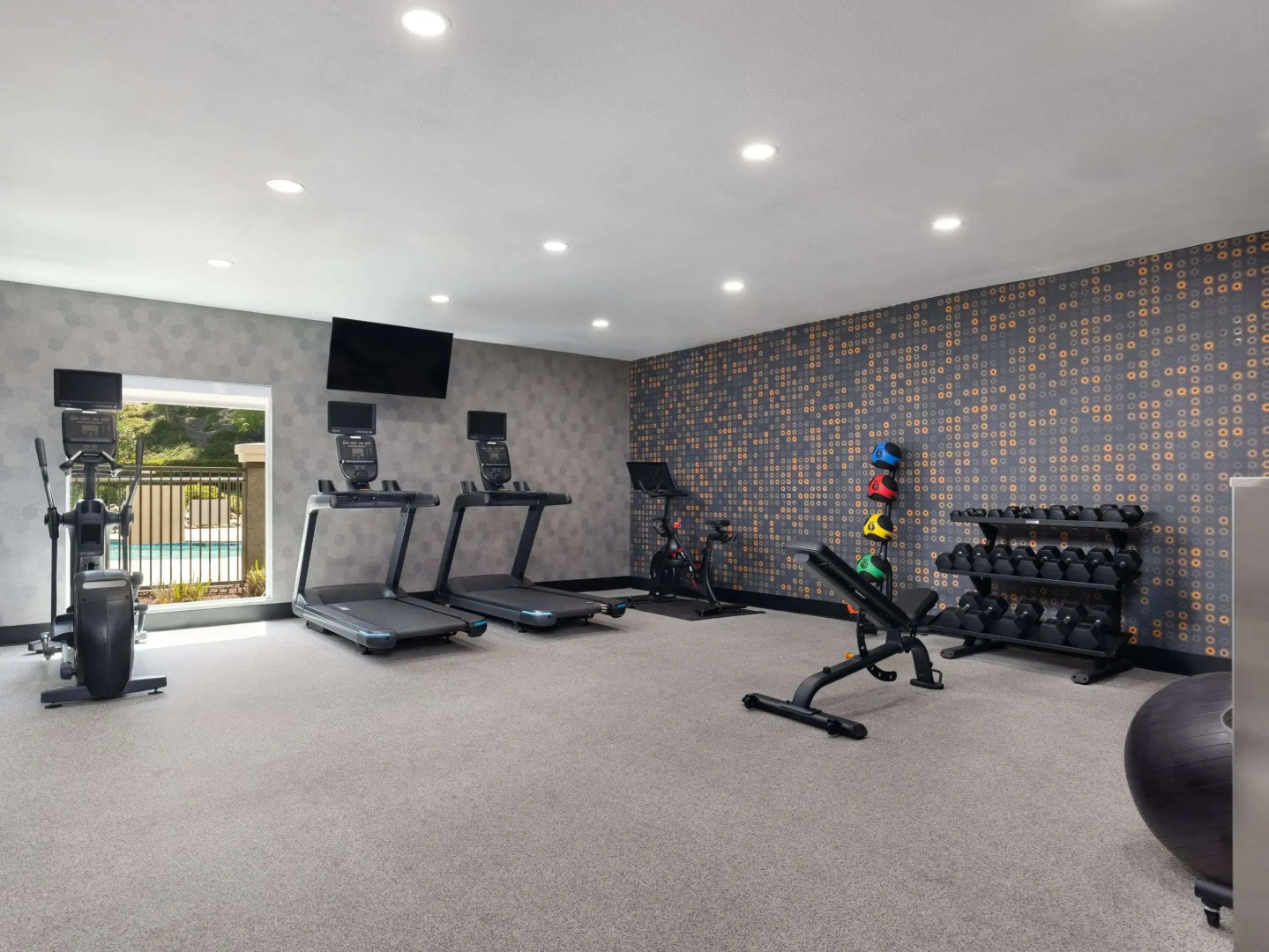 La Quinta Inn & Suites by Wyndham Santa Clarita - Valencia