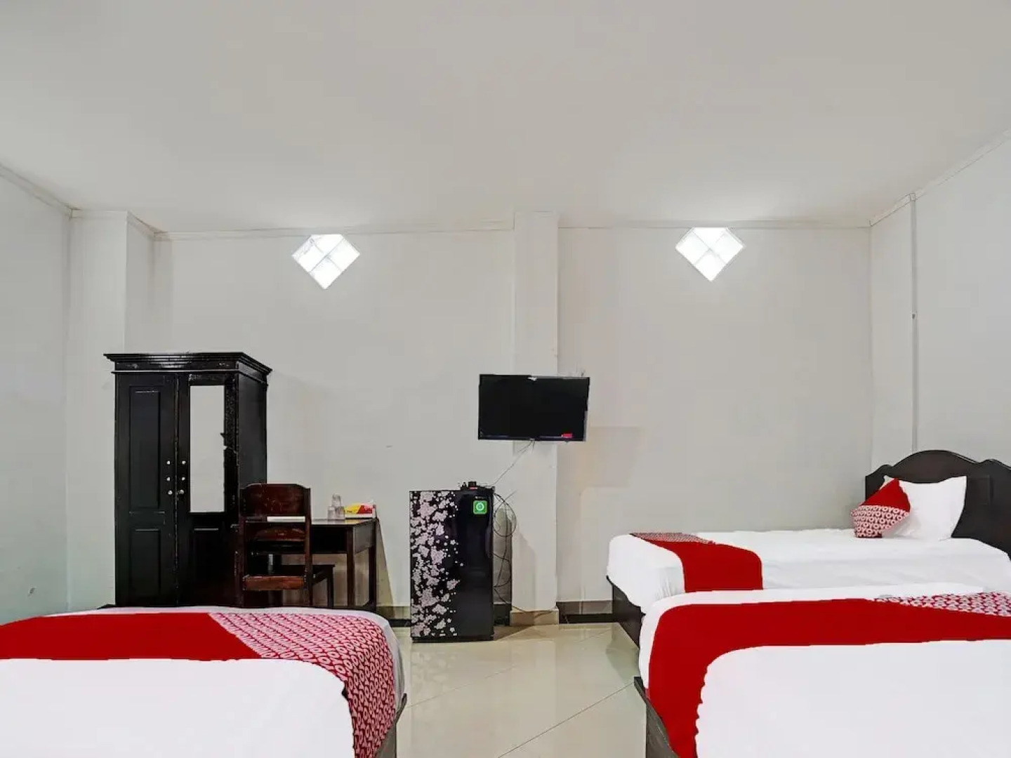 OYO Life 91984 Taufik Kost Syariah