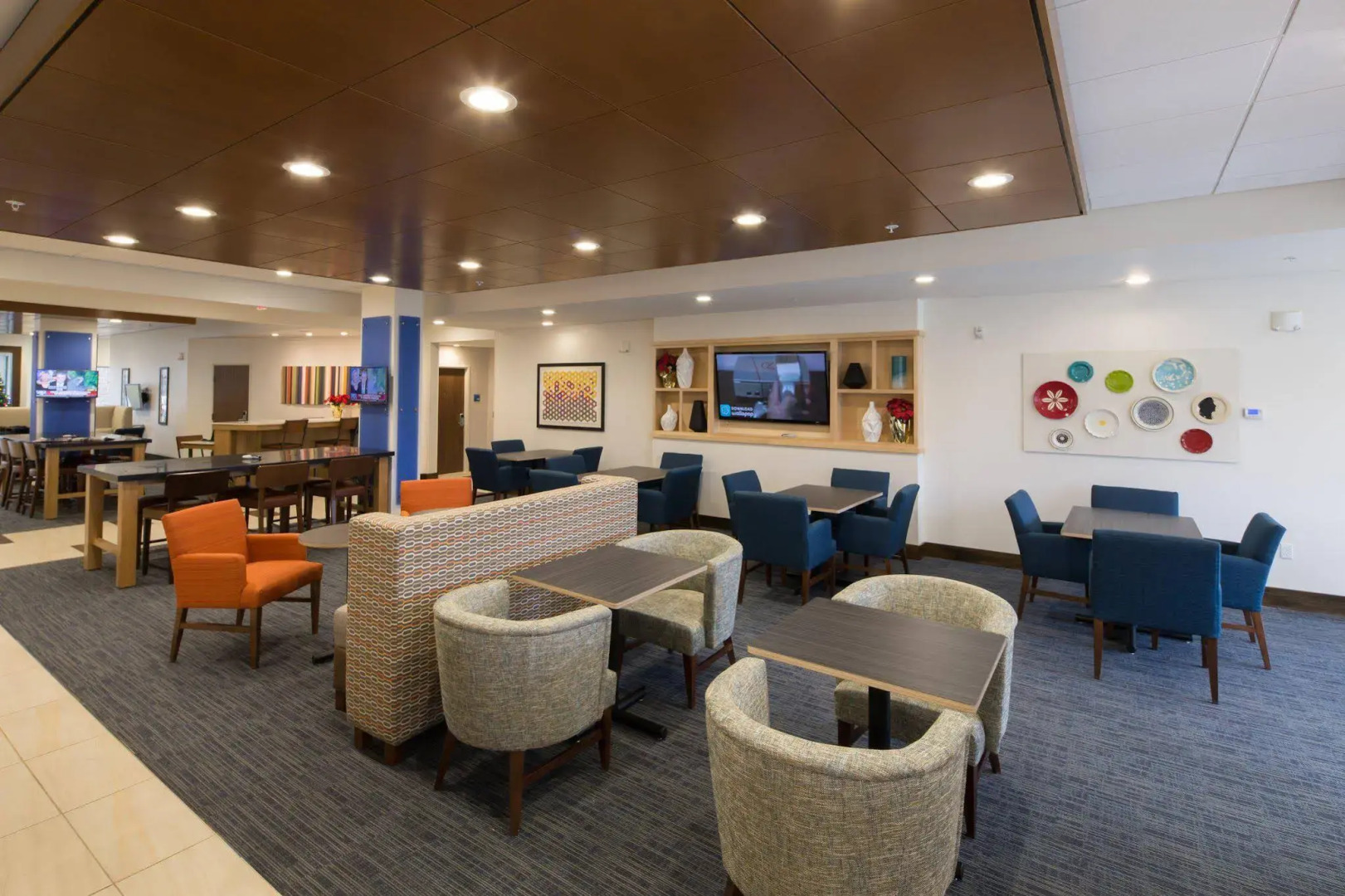 Holiday Inn Express & Suites Alpena - Downtown by IHG