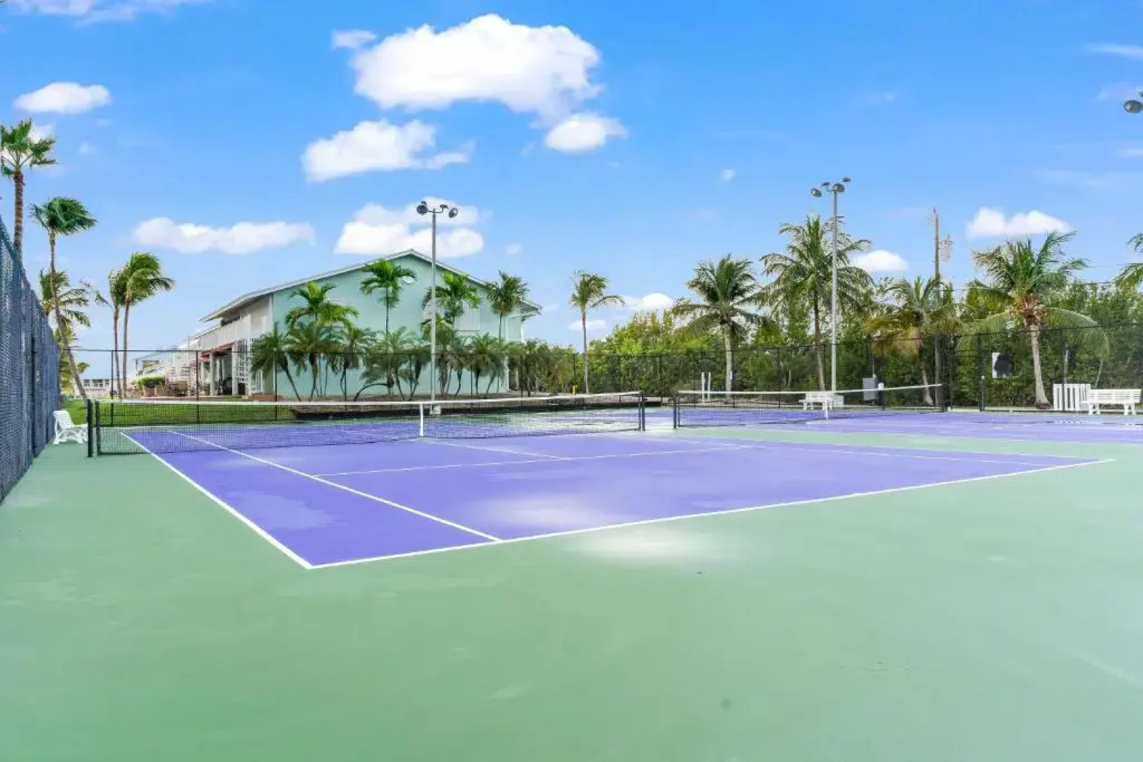 C-VOTED REMODELED UNIT! KAYAKs, MARINA,