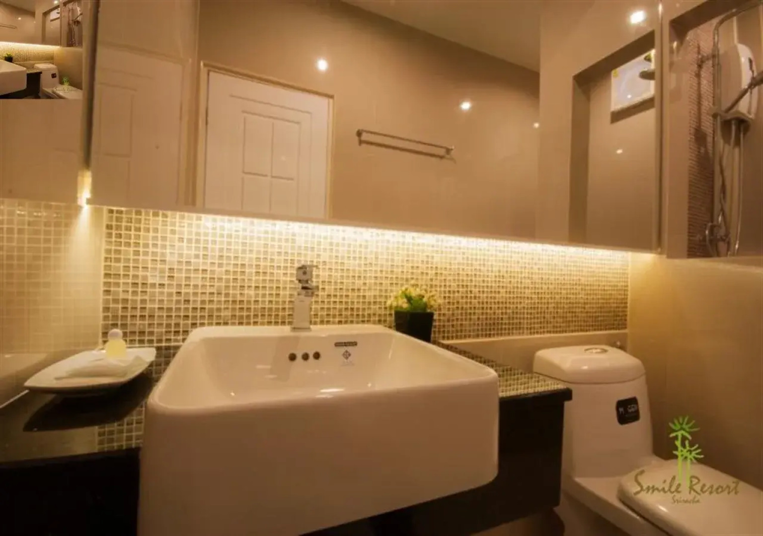 Smile Resort Sriracha