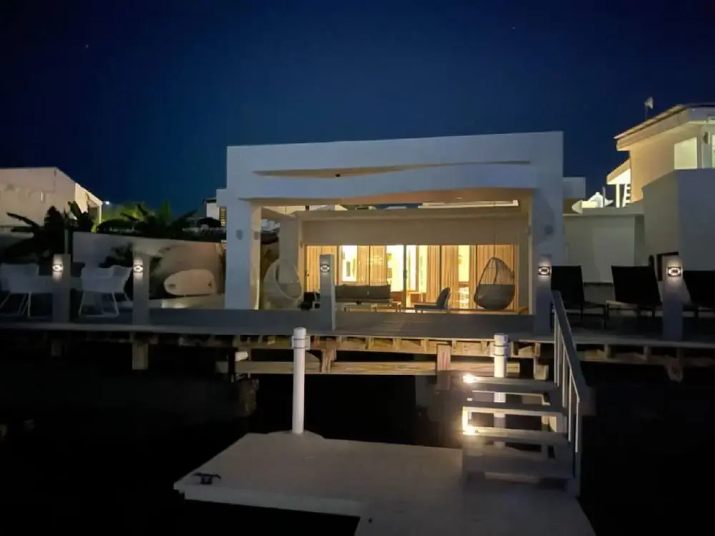 Vistamar Private Waterfront Home Pool