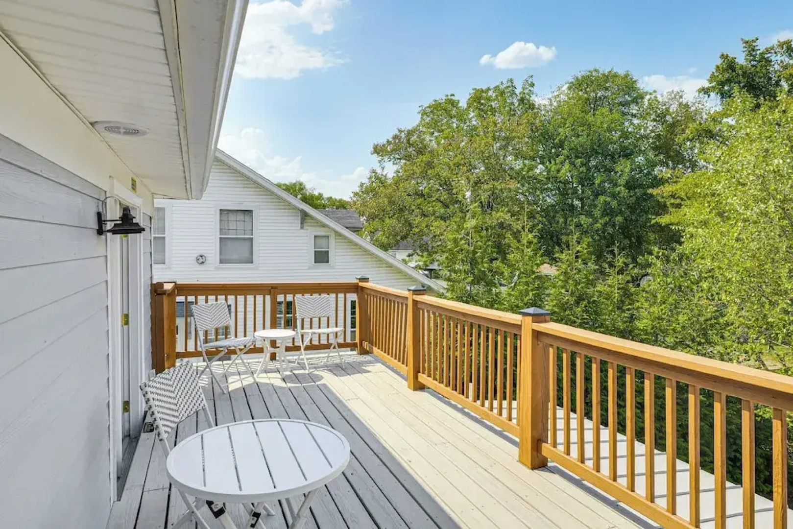 Lebanon Retreat: Decks, Fire Pit & Yard