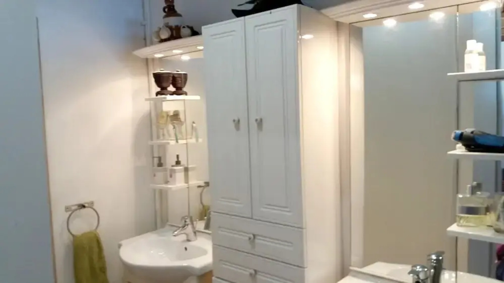 Studio in La Montagne, With Wonderful sea View, Pool Access, Enclosed