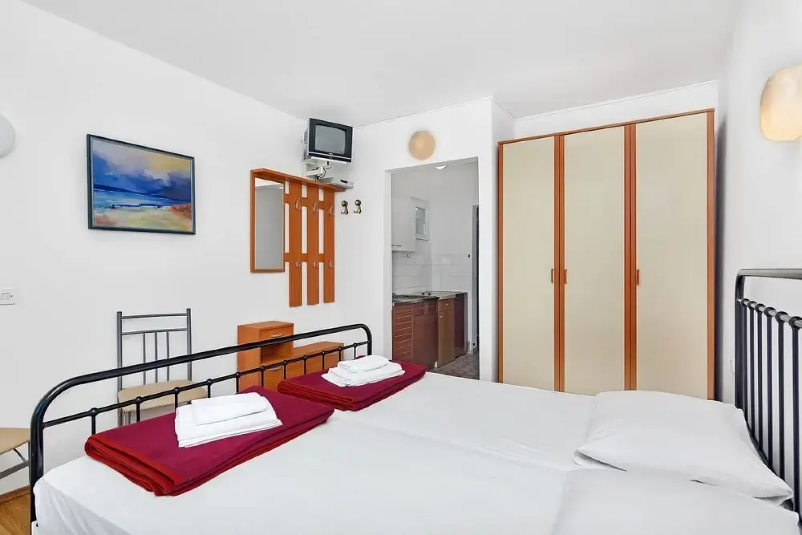 Igor - 5 m From Beach - SA3