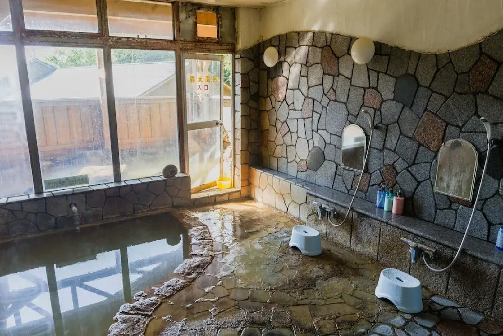 Biei Guest House Sirogane no Yu - Hostel