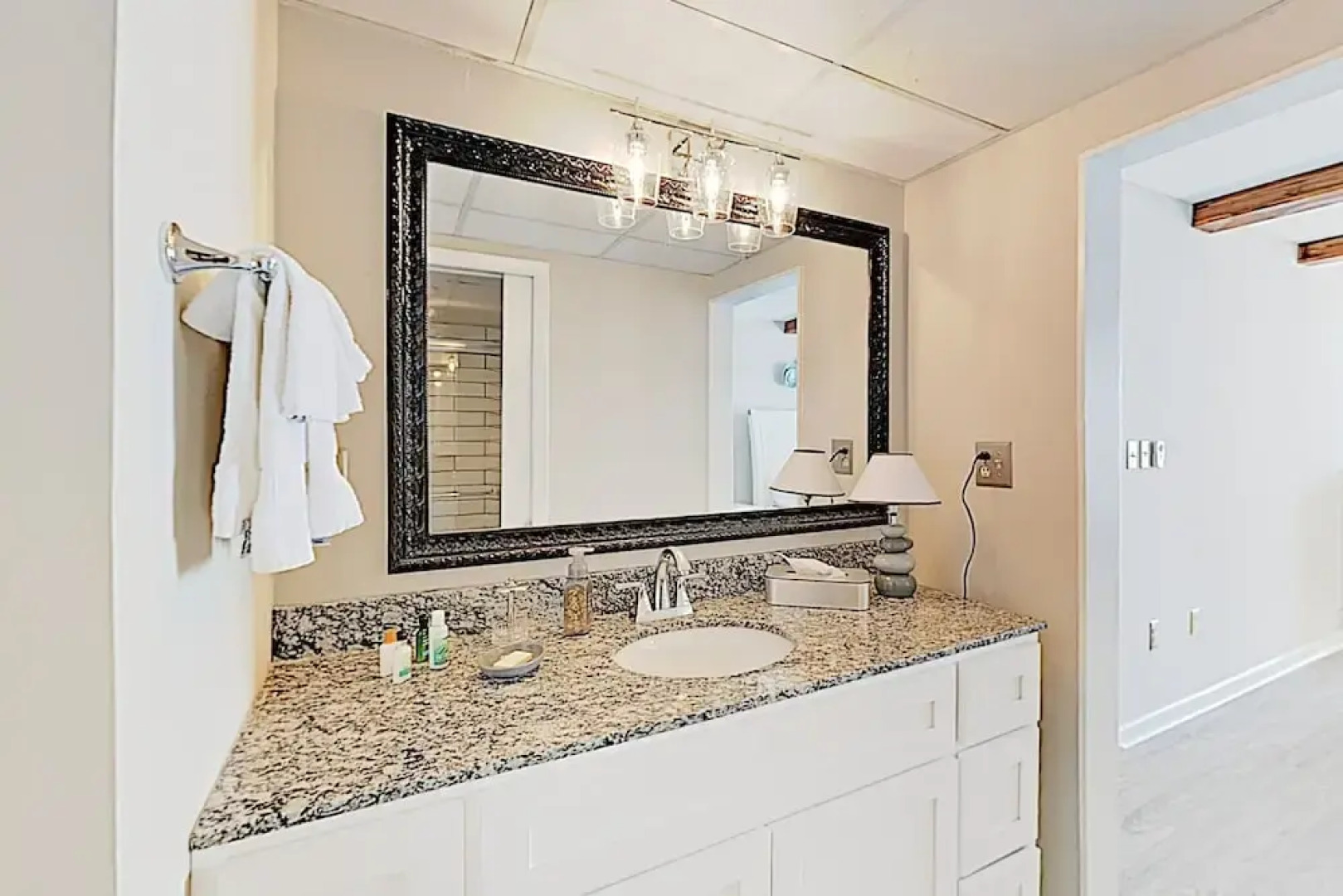 New Listing! Beachfront Perch W/ Sparkling Pool 2 Bedroom Condo