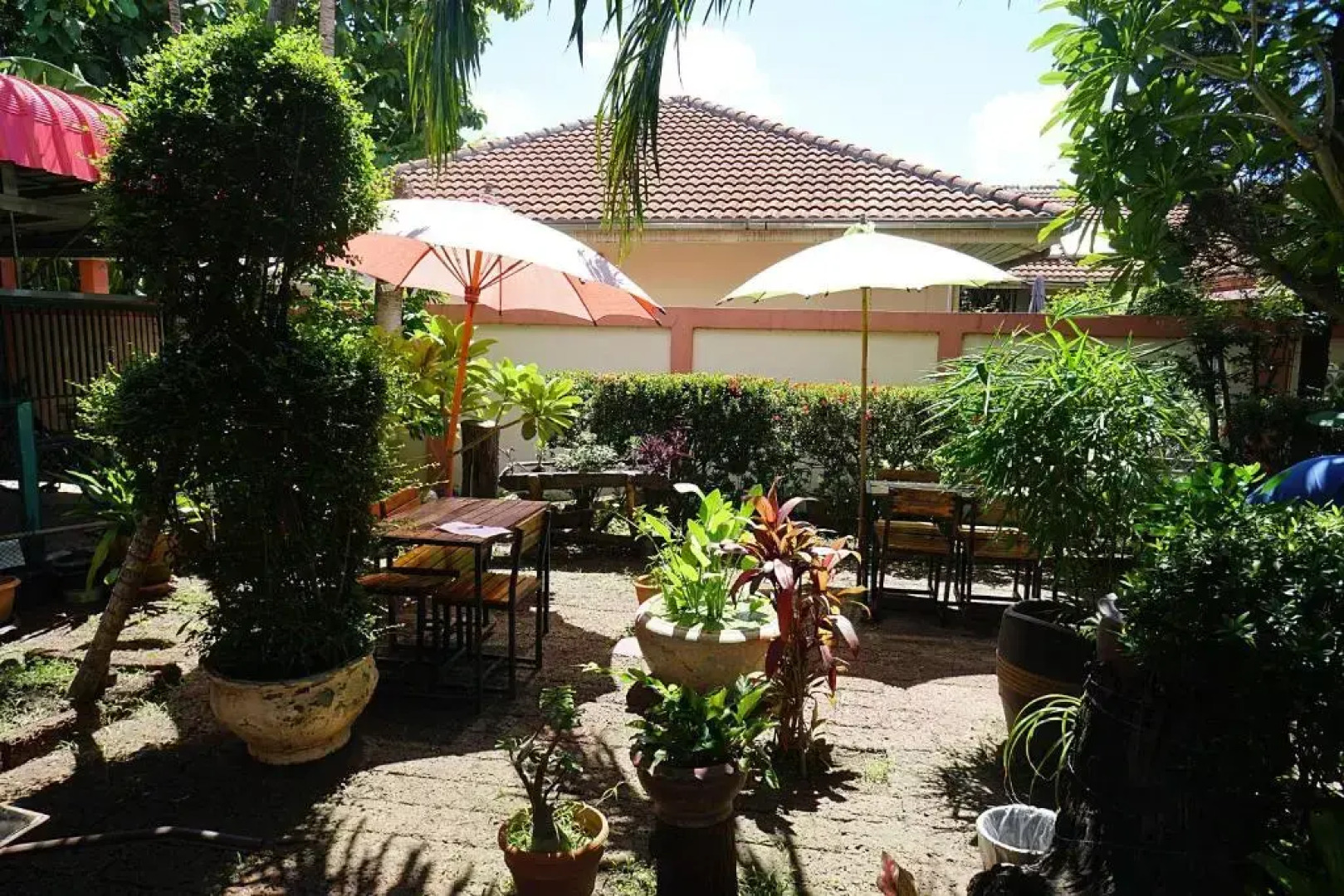 Thomas Udon Thai House Resort & Hotel