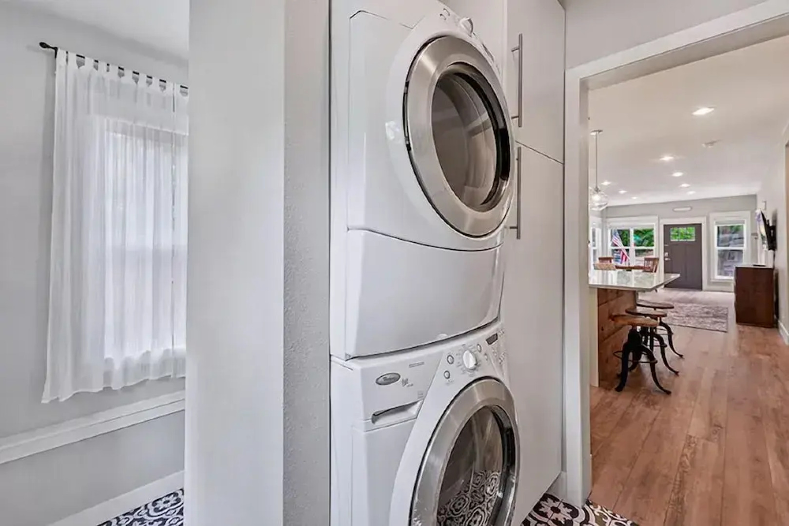 Cozy Chic Home in Downtown Loveland!