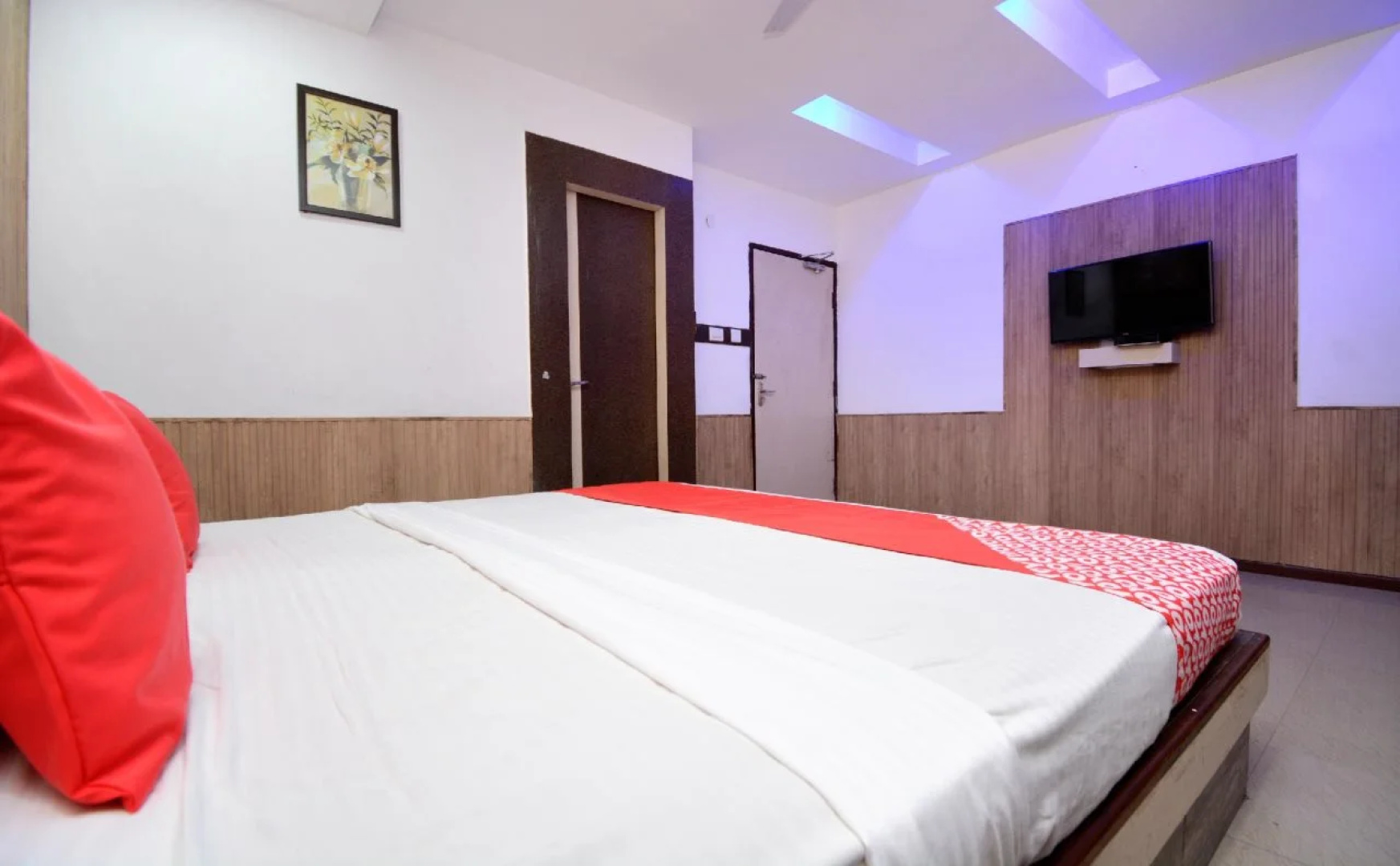 Hotel Sartaj By OYO Rooms