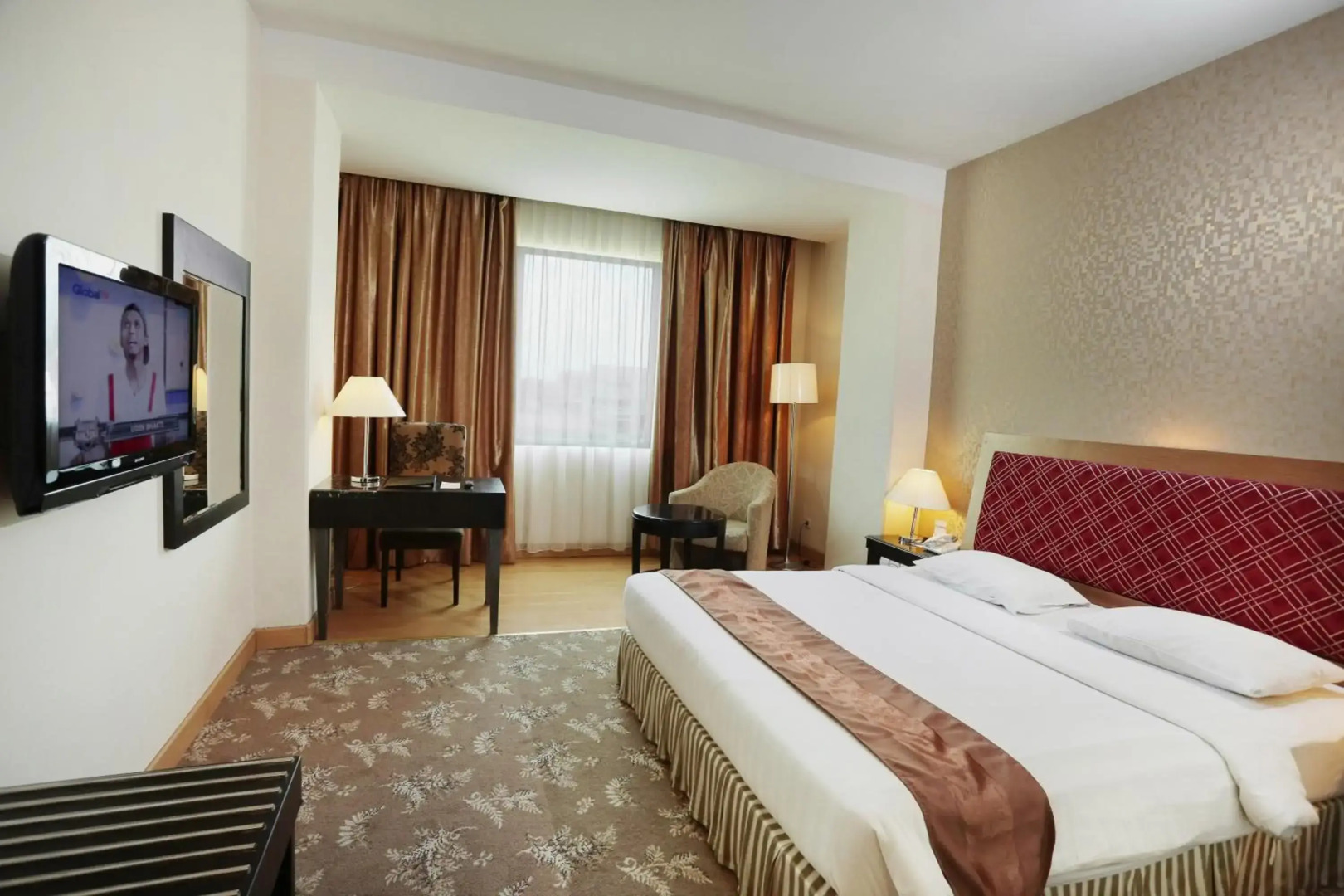 Rocky Plaza Hotel Padang