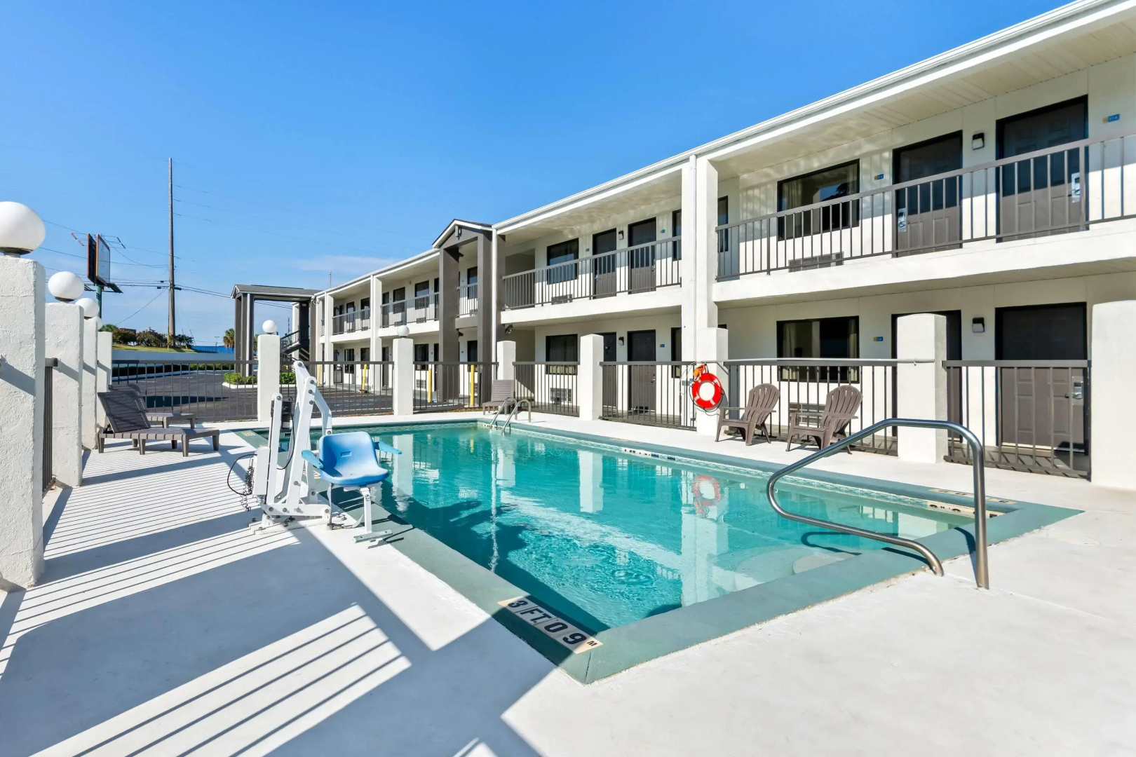 Days Inn by Wyndham Enterprise