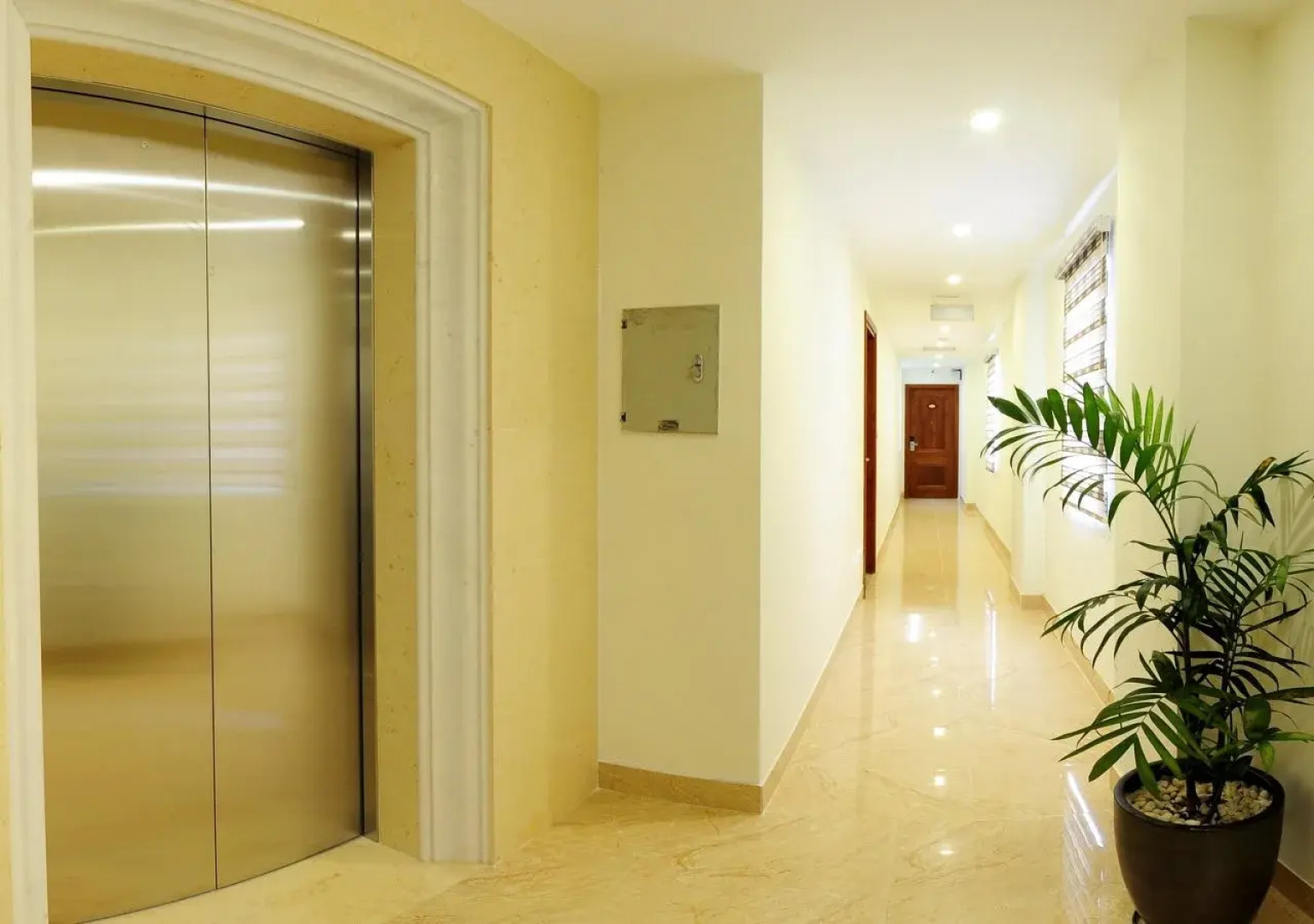 Sq Hang Gai Hotel & Spa