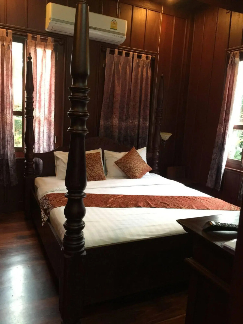 Wooden Charming Boutique Hotel