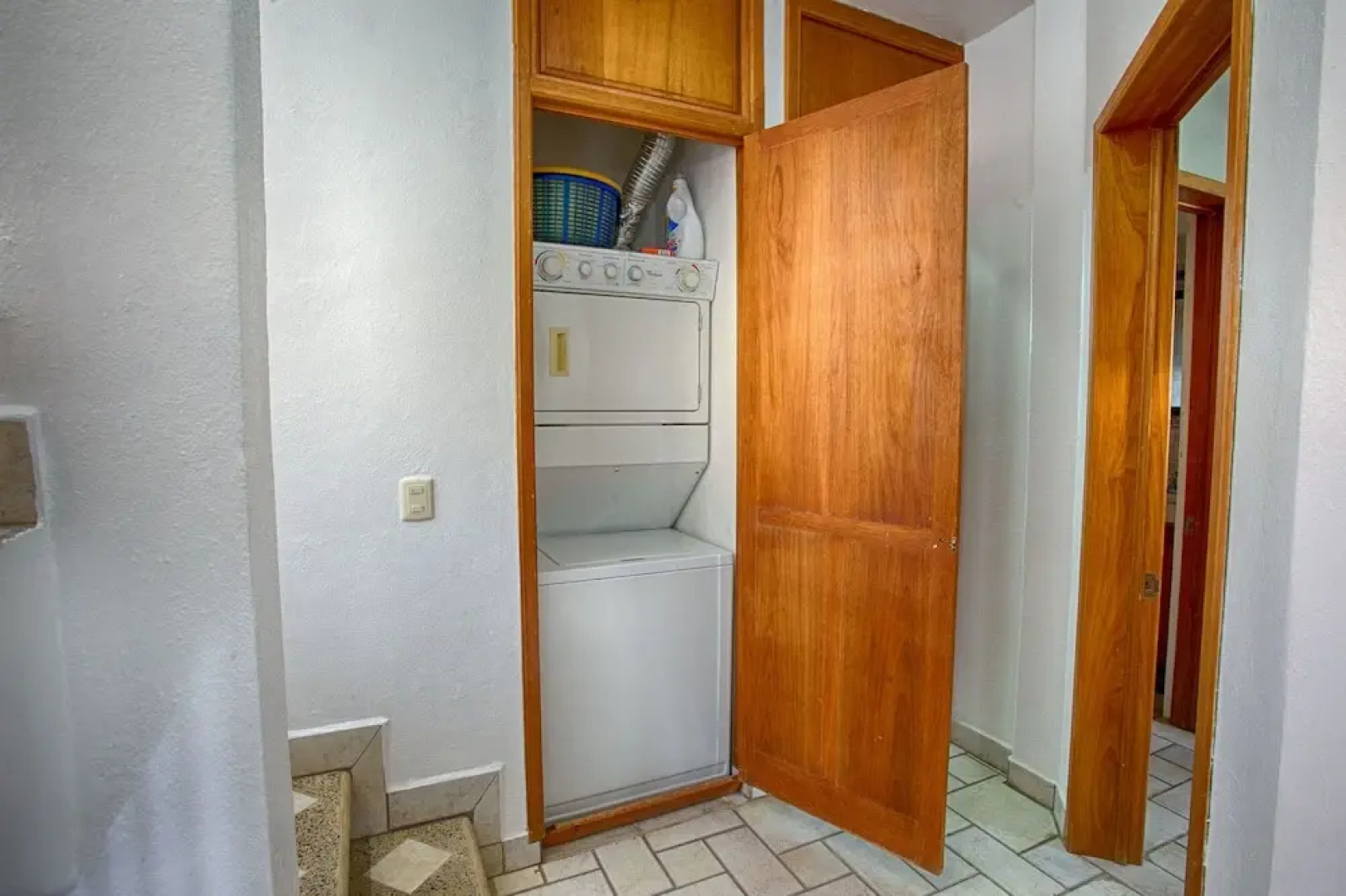Casa de los Ninos 3 BR by Casago