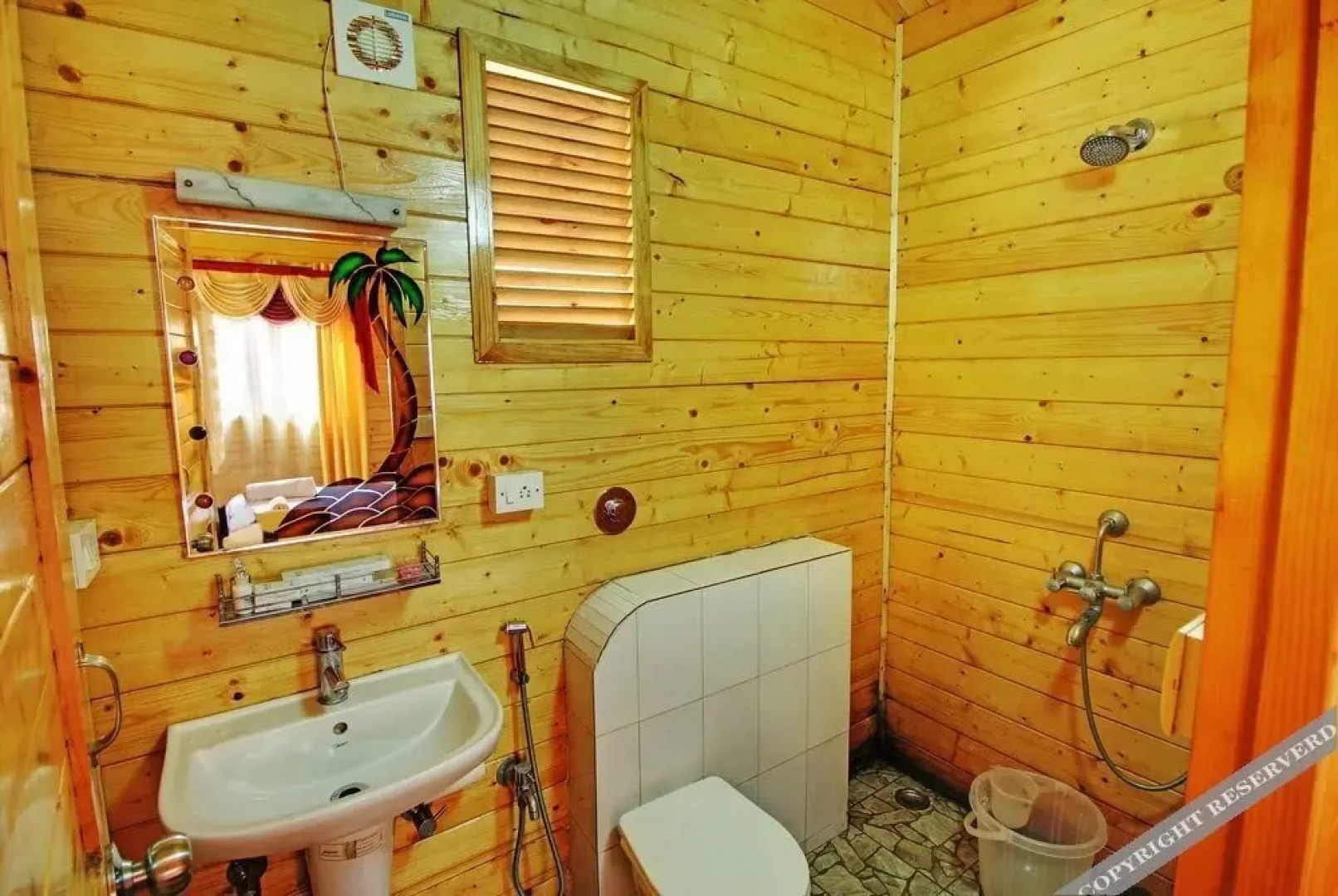 Chrisha's Beach Resort