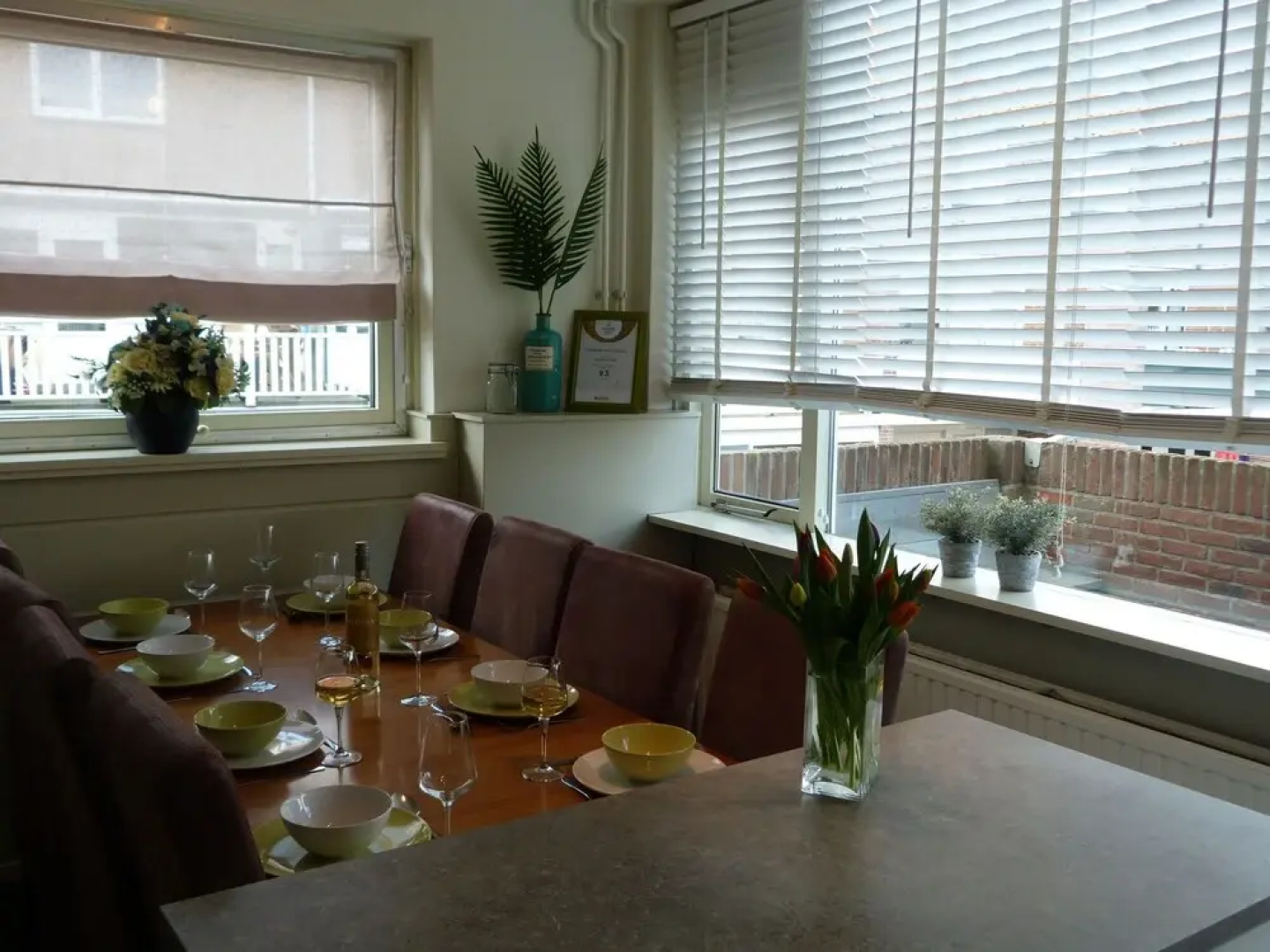 Spacious and Comfortable Holiday Home in Modernised Drive-in House