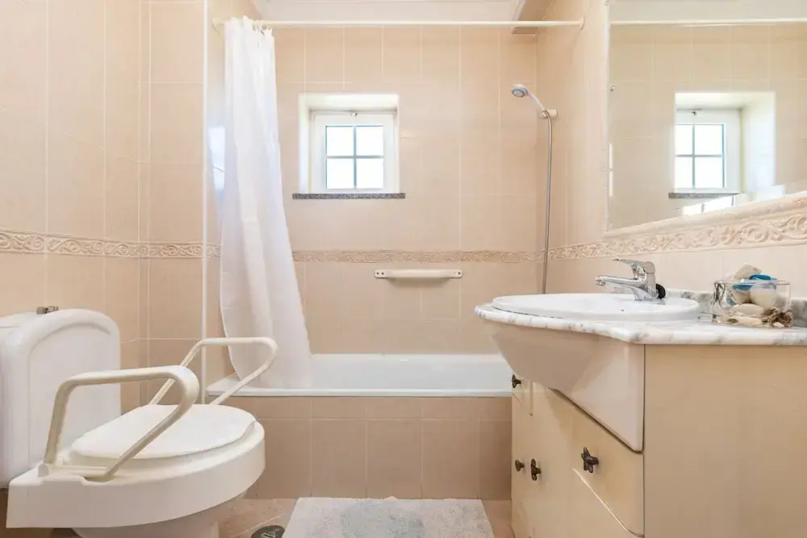 Beach Front View Armacao de Pera Flat With Terrace