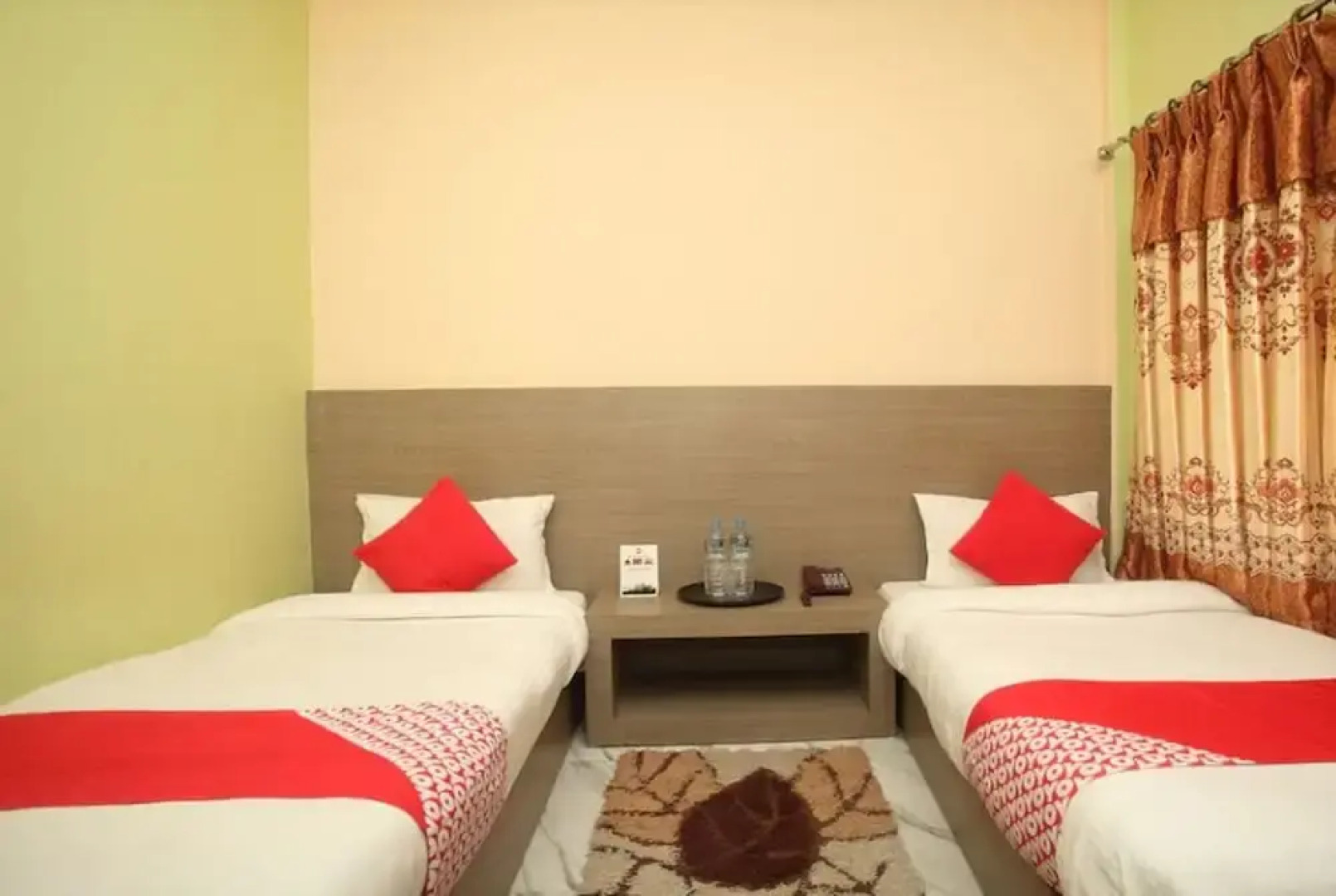 OYO 687 Hotel Aastha