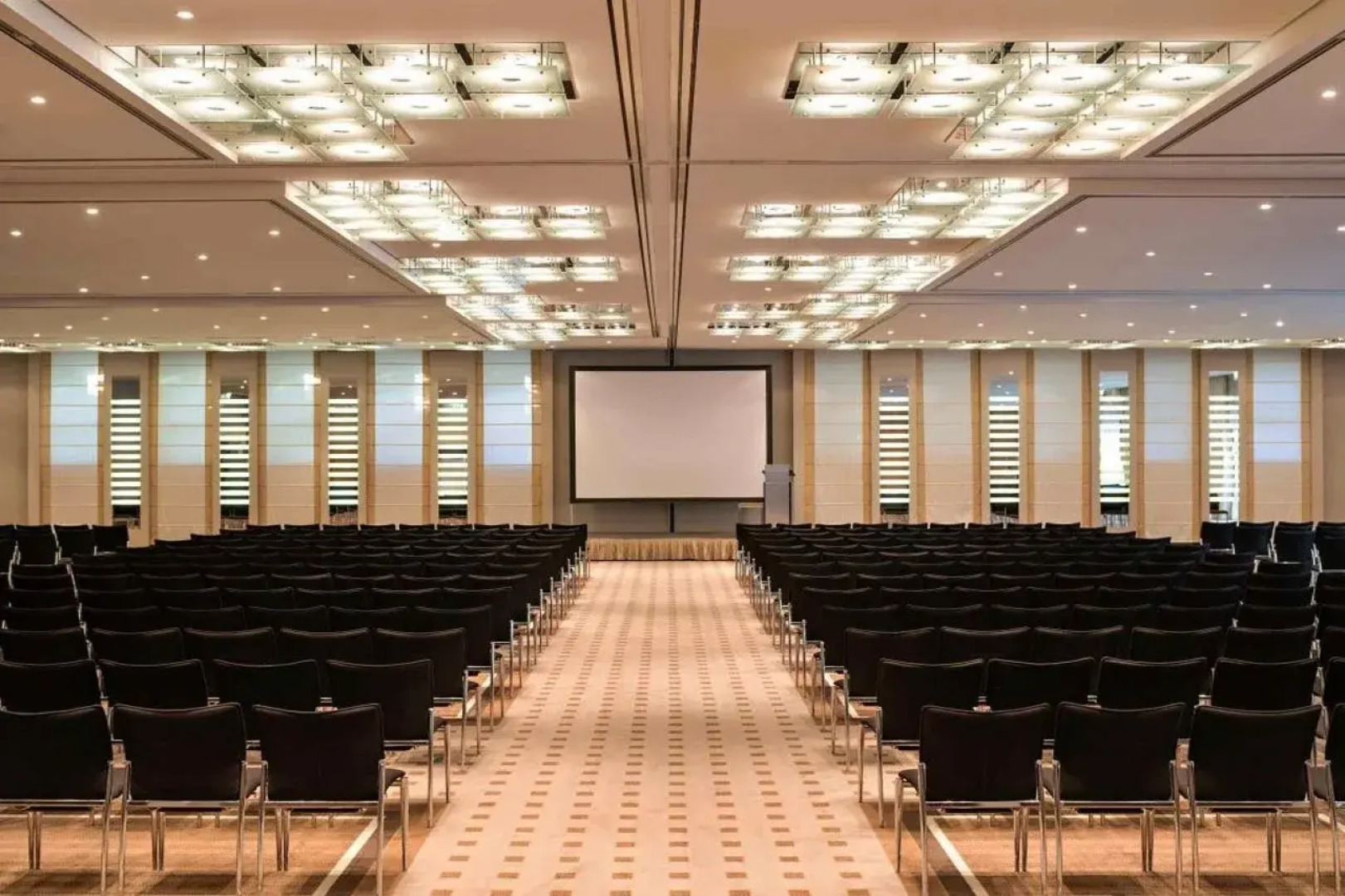 Pullman Berlin Schweizerhof