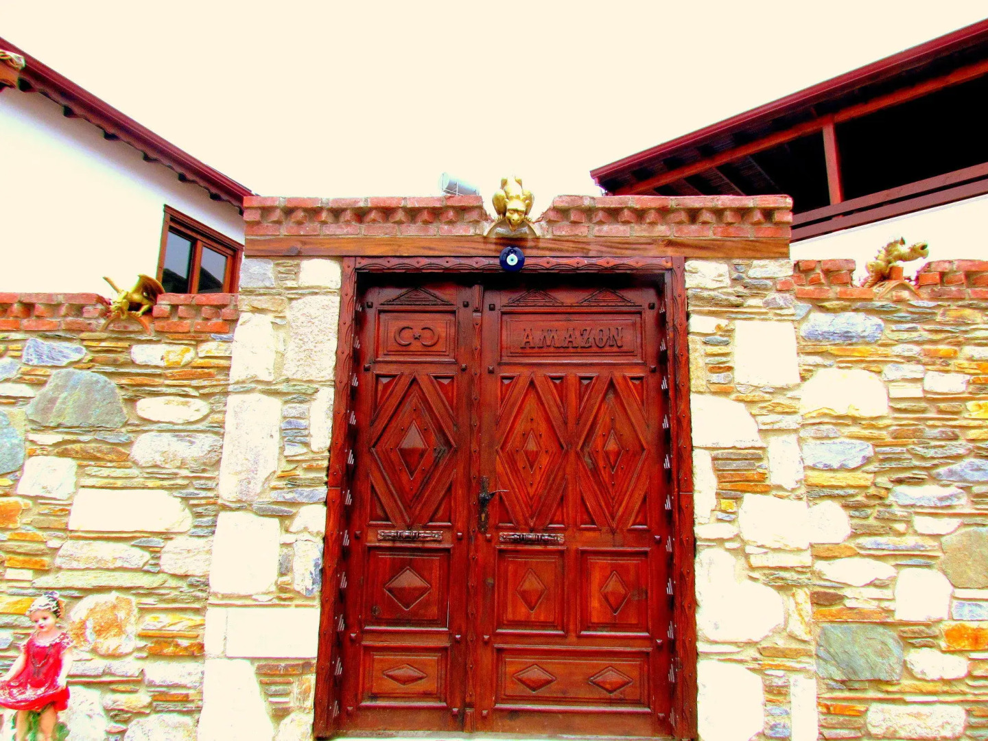 Amazon Petite Palace